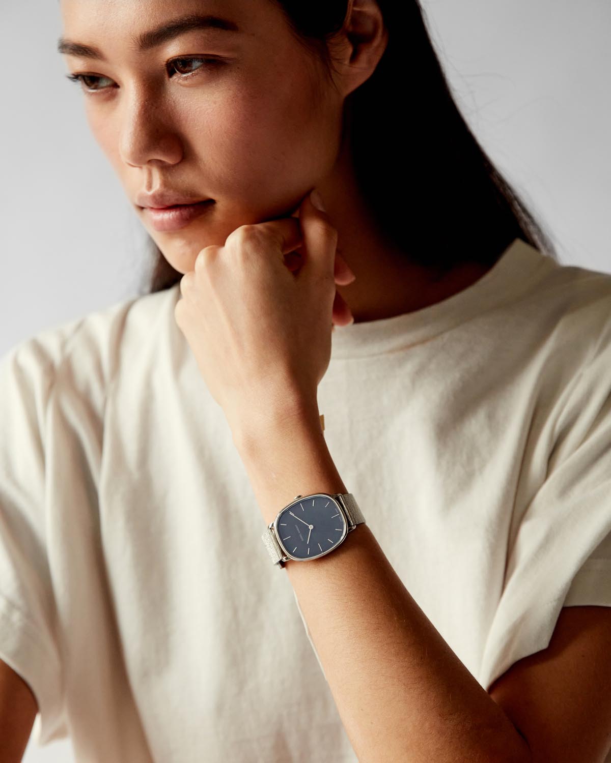 Isabel Marant 28.07 montre anthracite acier et cuir