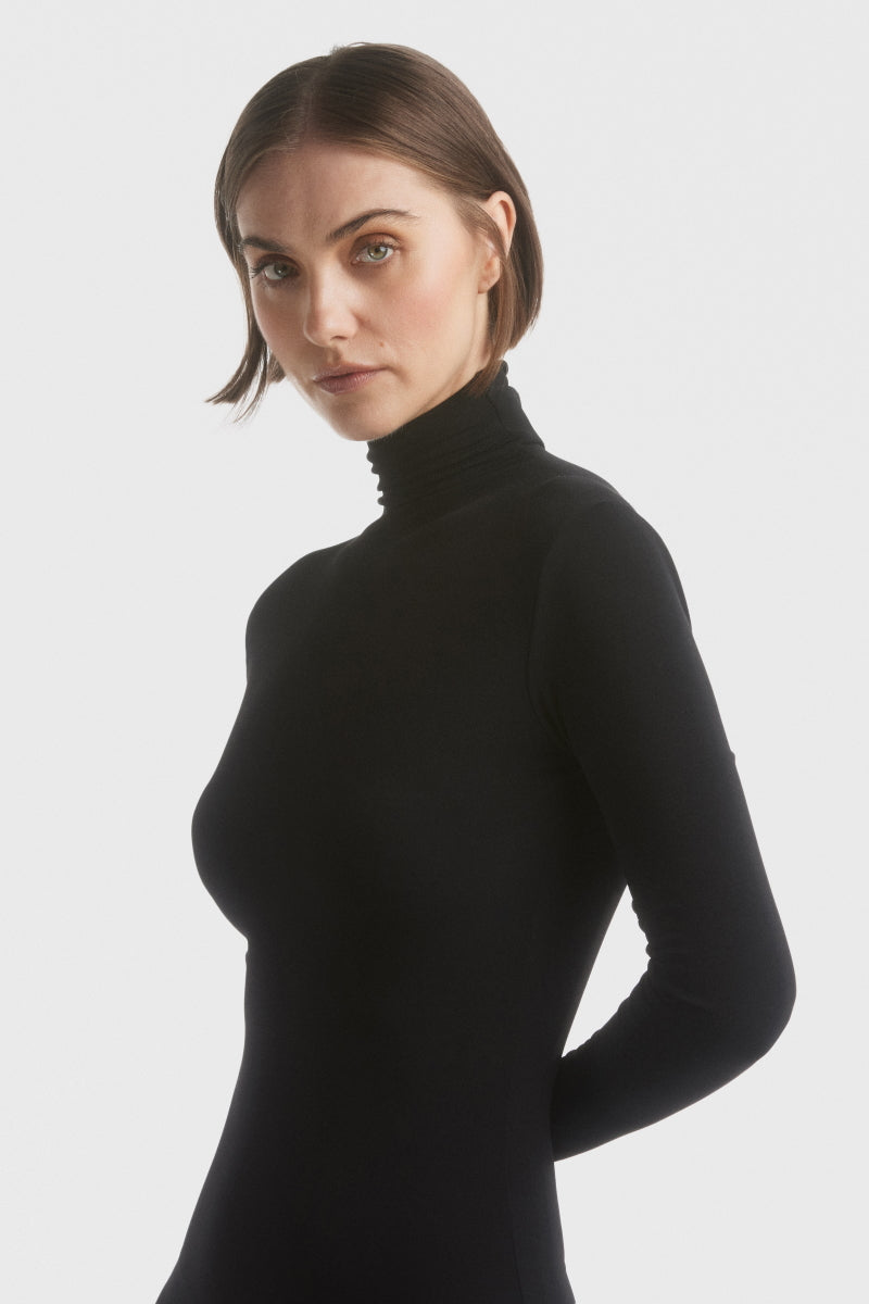 ATU Body Couture robe maxi noire col montant taille S