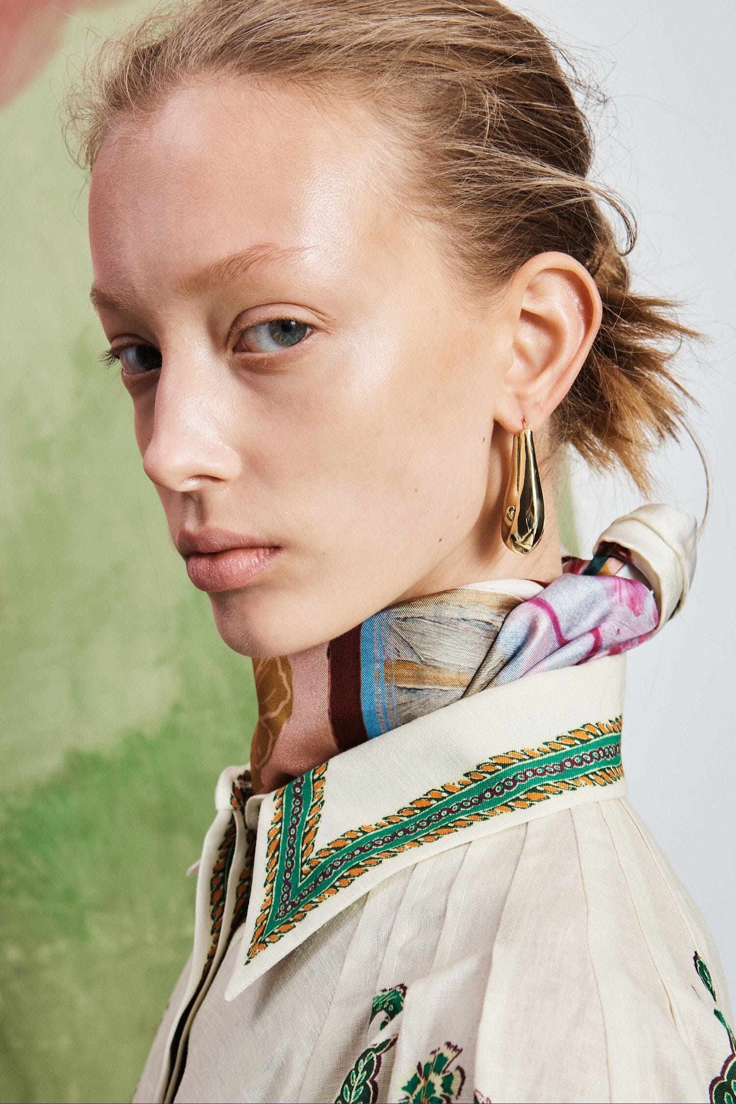 Alemaïs Atomic boucles d’oreilles créoles sculptées