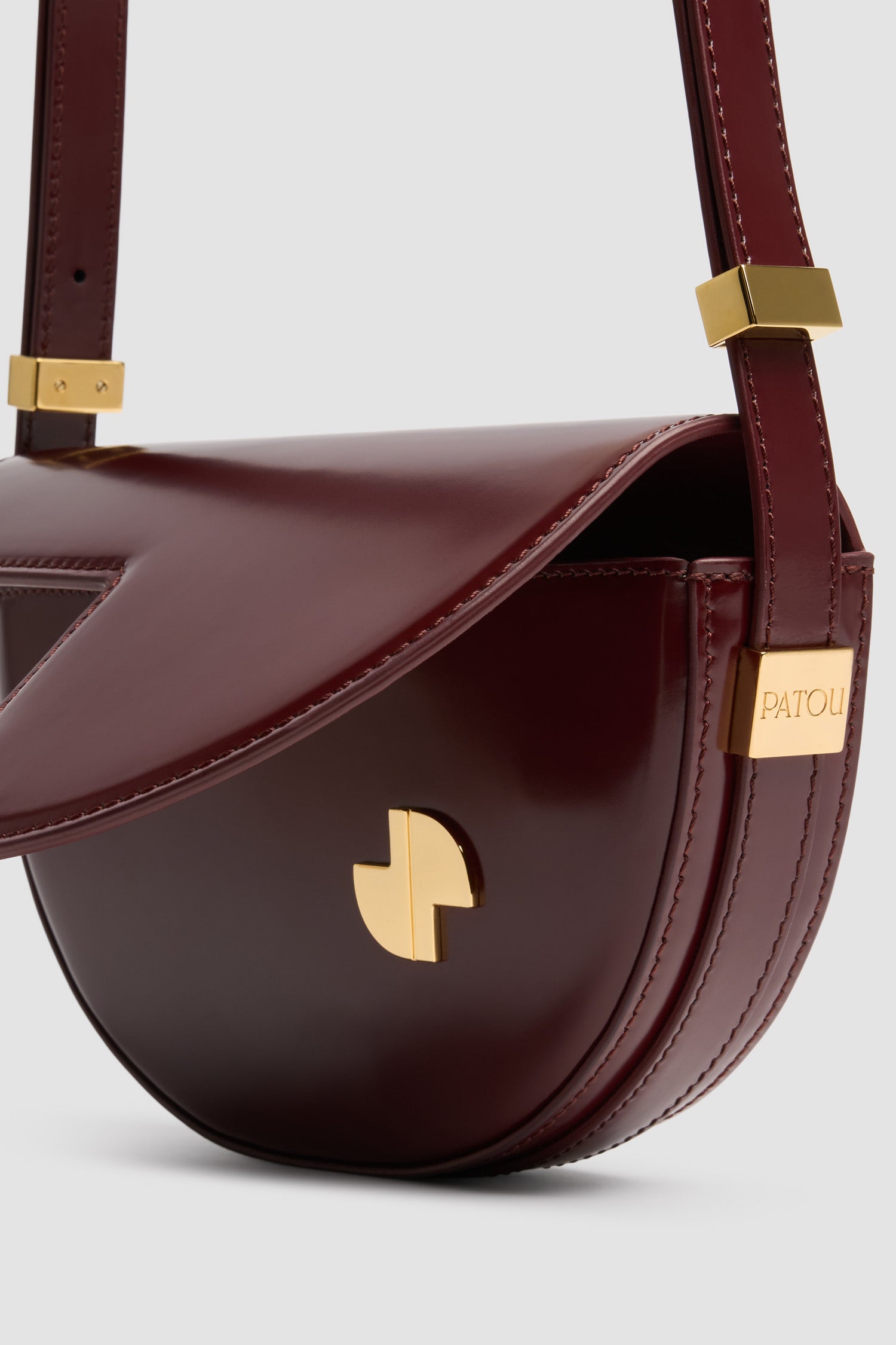 Patou BA024 Sac cuir Syrah Petit Patou verni