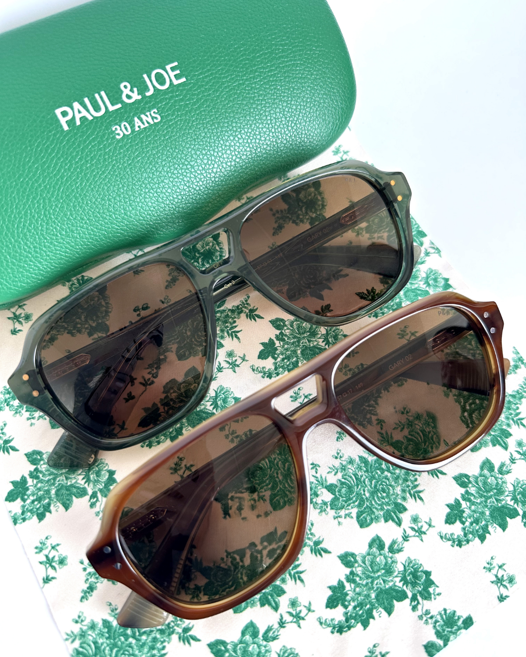 PAUL & JOE Gary02 Lunettes de soleil pilote écaille marron 30 ans