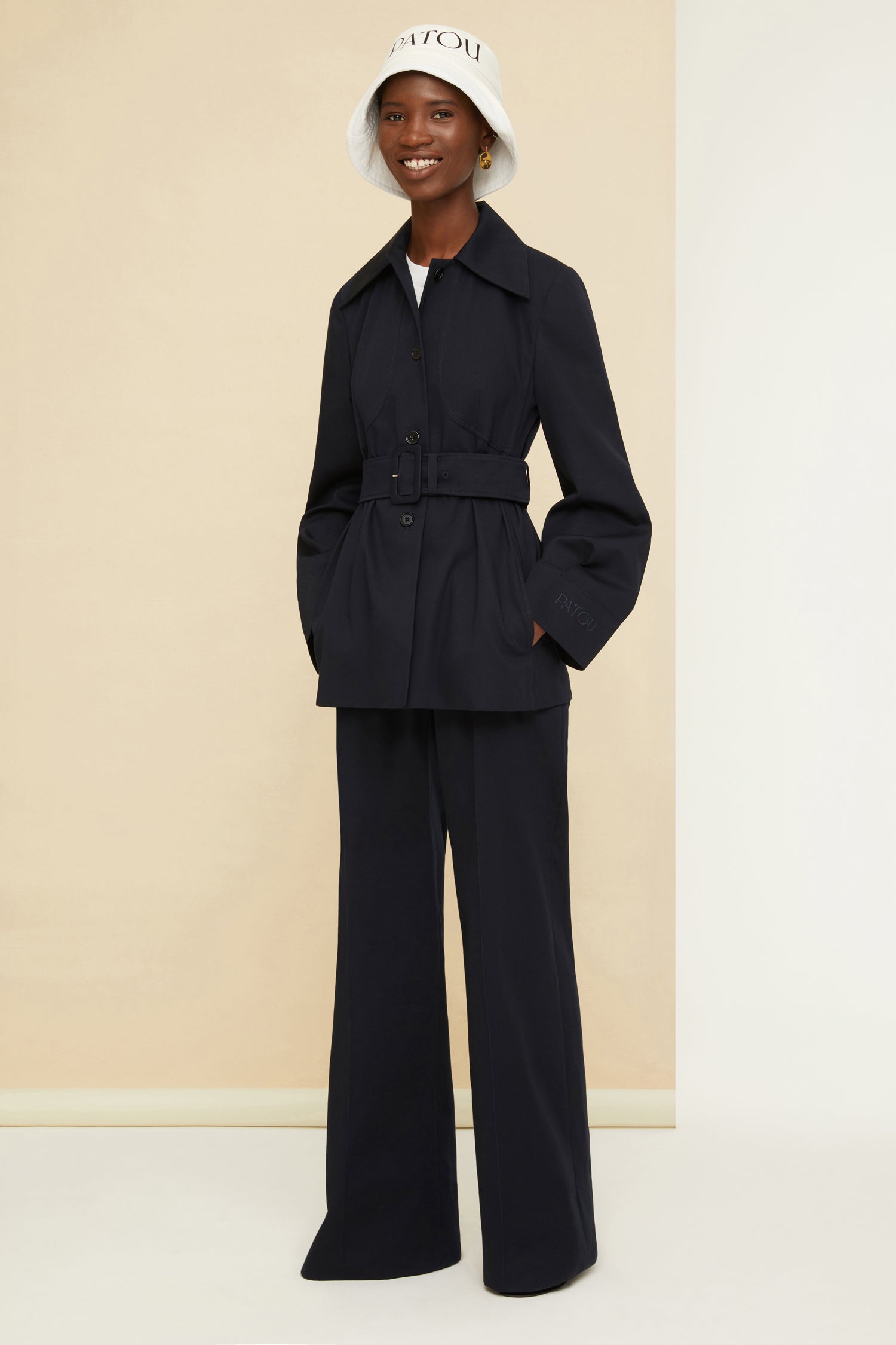 Patou JA023 veste ceinturée coton bio bleu nuit
