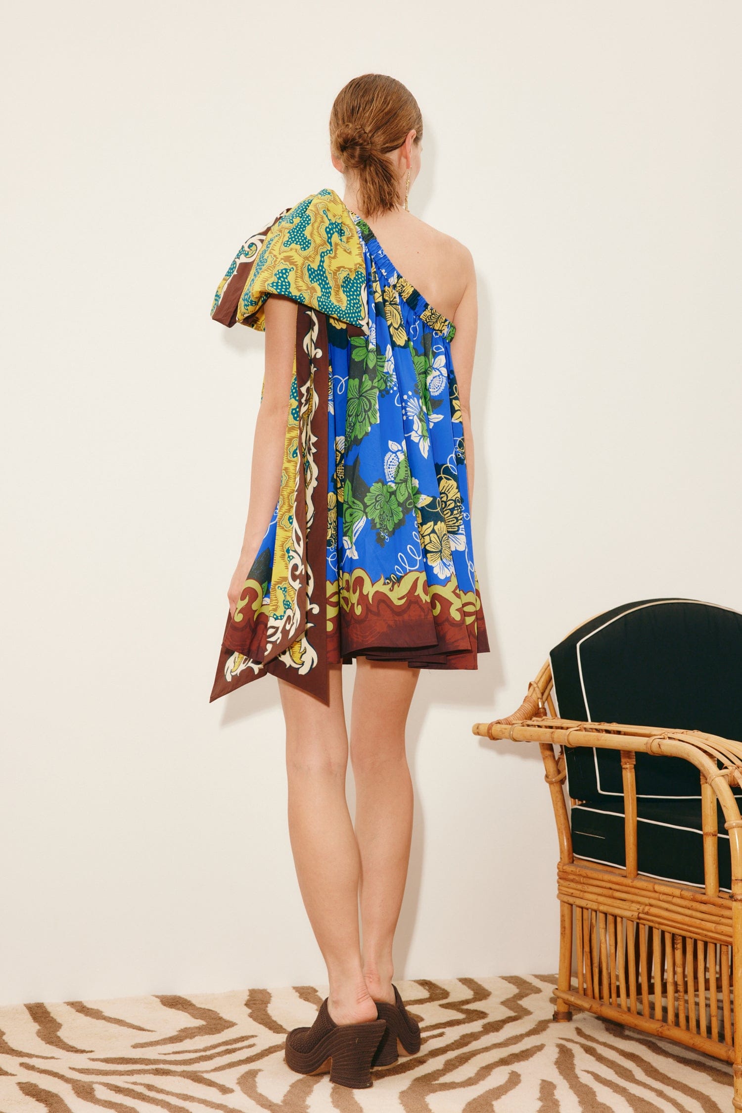 Alemaïs Arnie Mini Dress robe coton une-épaule