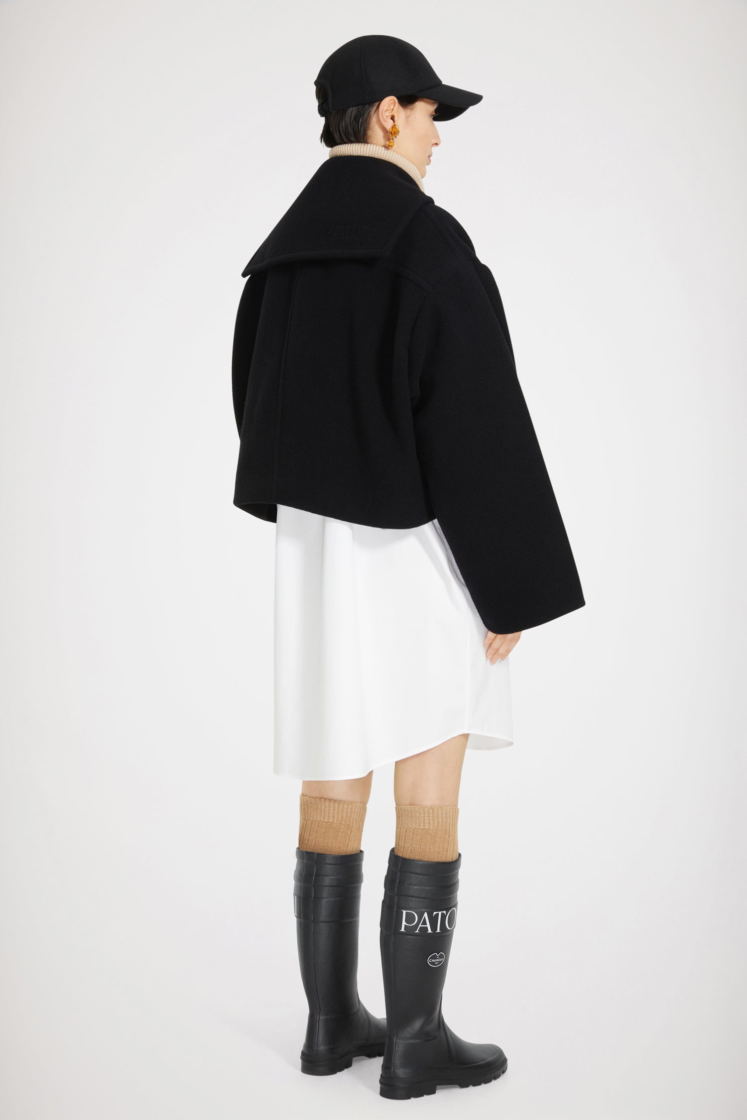 Patou H22CO0140121999B manteau laine double-face noir court
