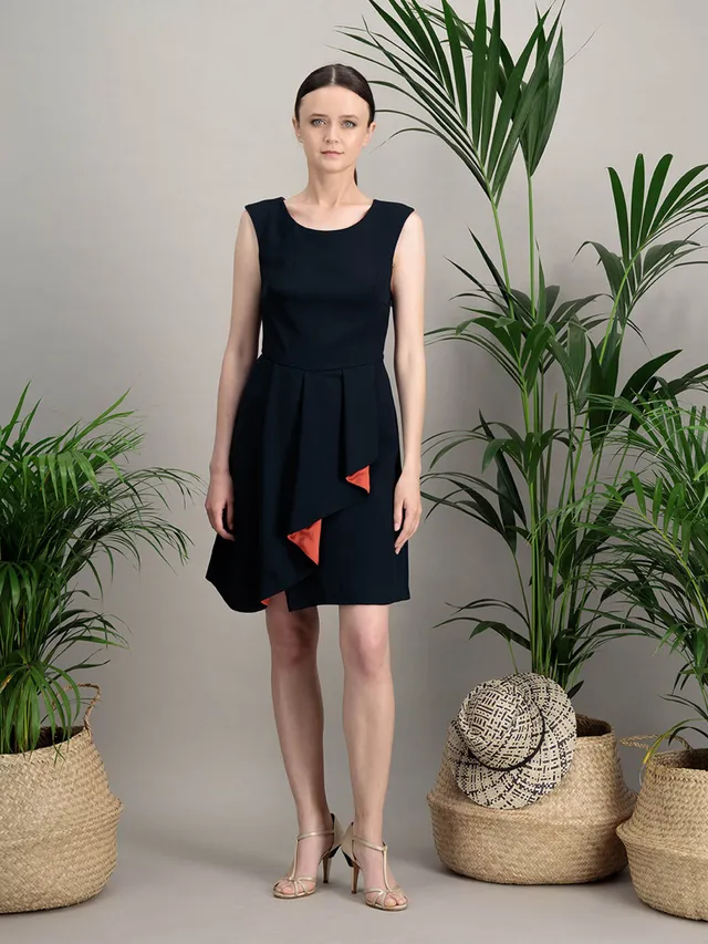 Anahide Saint André Chaos robe cocktail courte bleu marine
