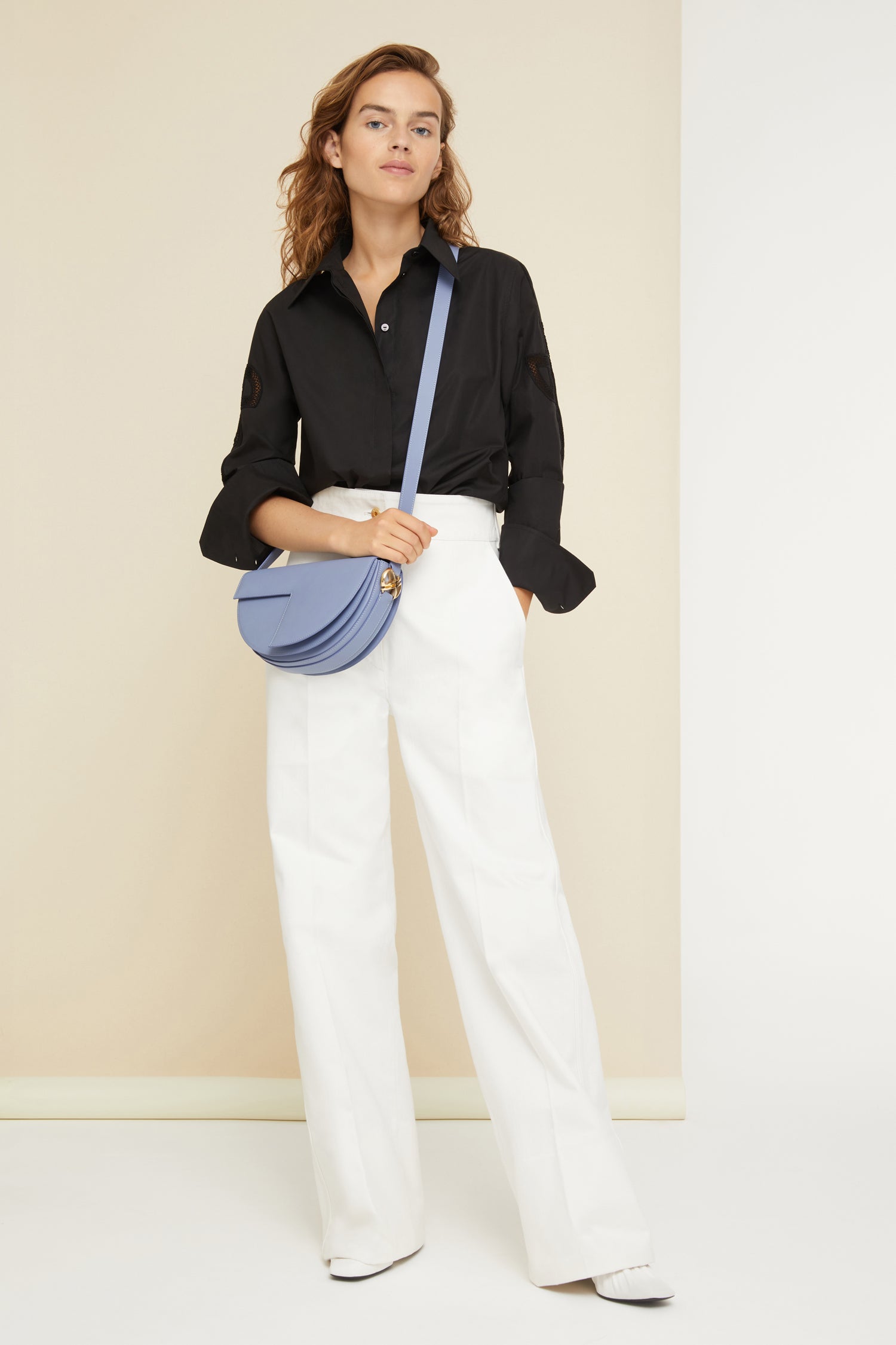 Patou P22BA0015001626B sac cuir bleu ciel