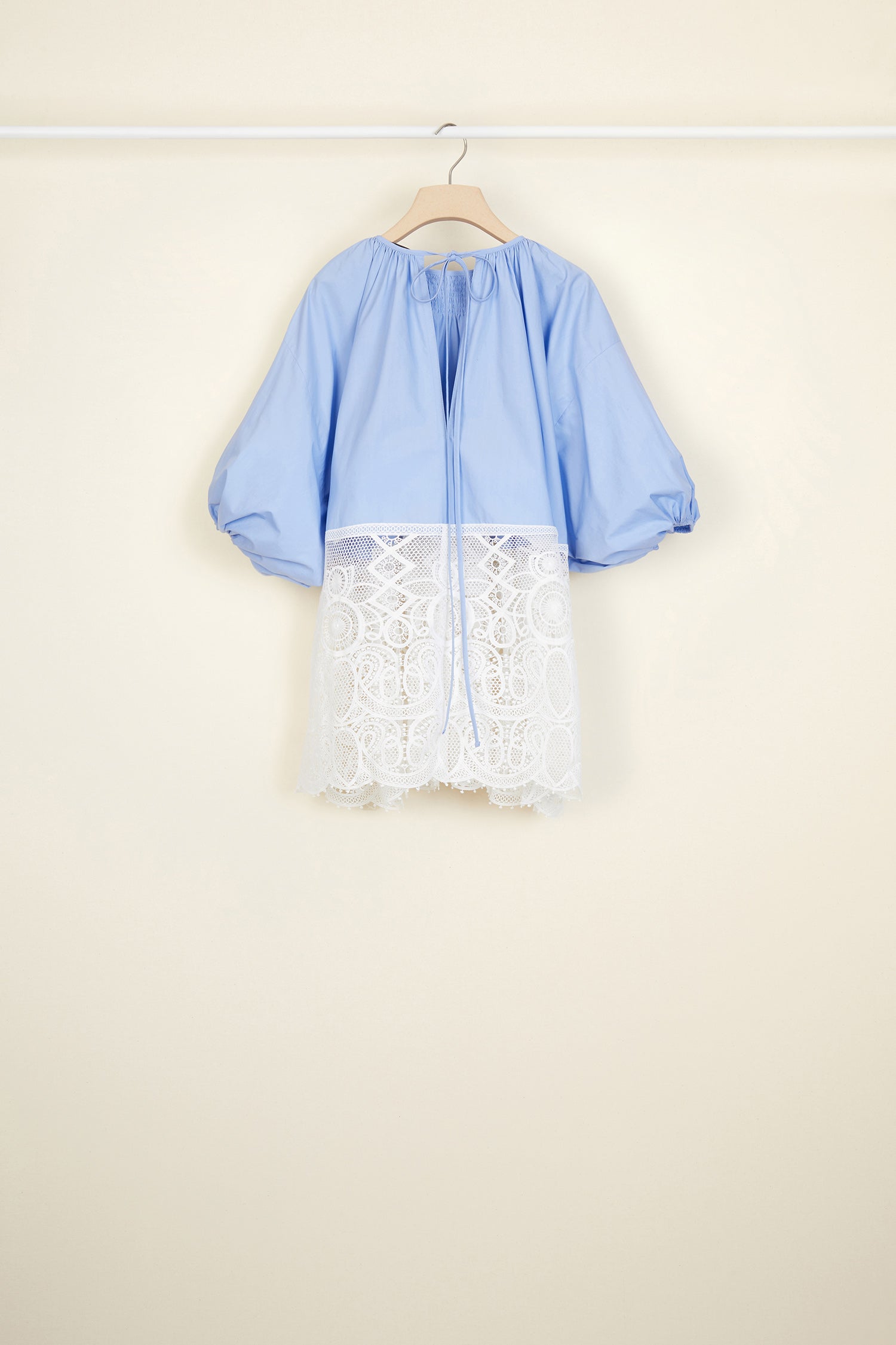 Patou TO0020017620B top coton guipure bleu oversize