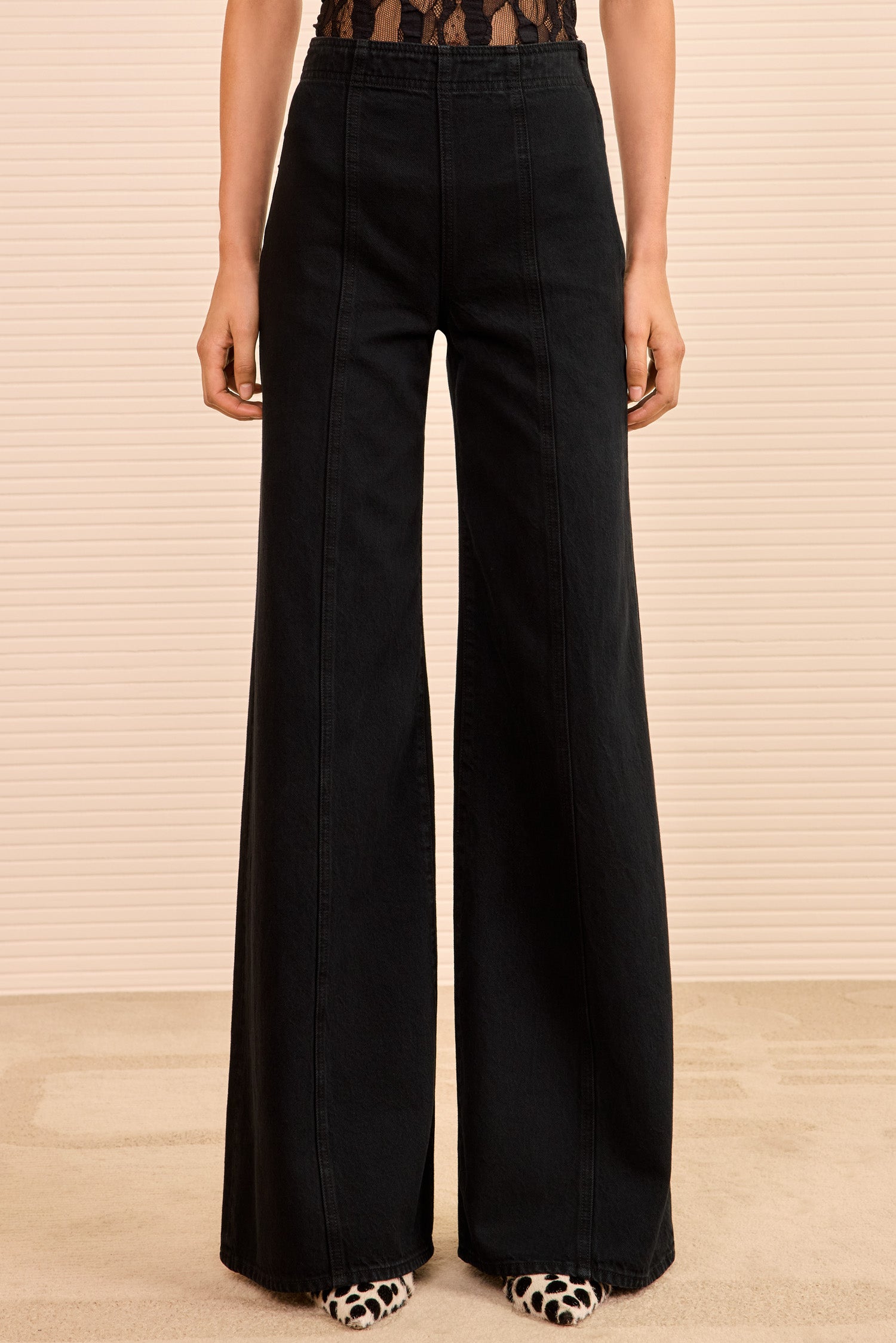 Ulla Johnson Bianca jean large noir taille haute