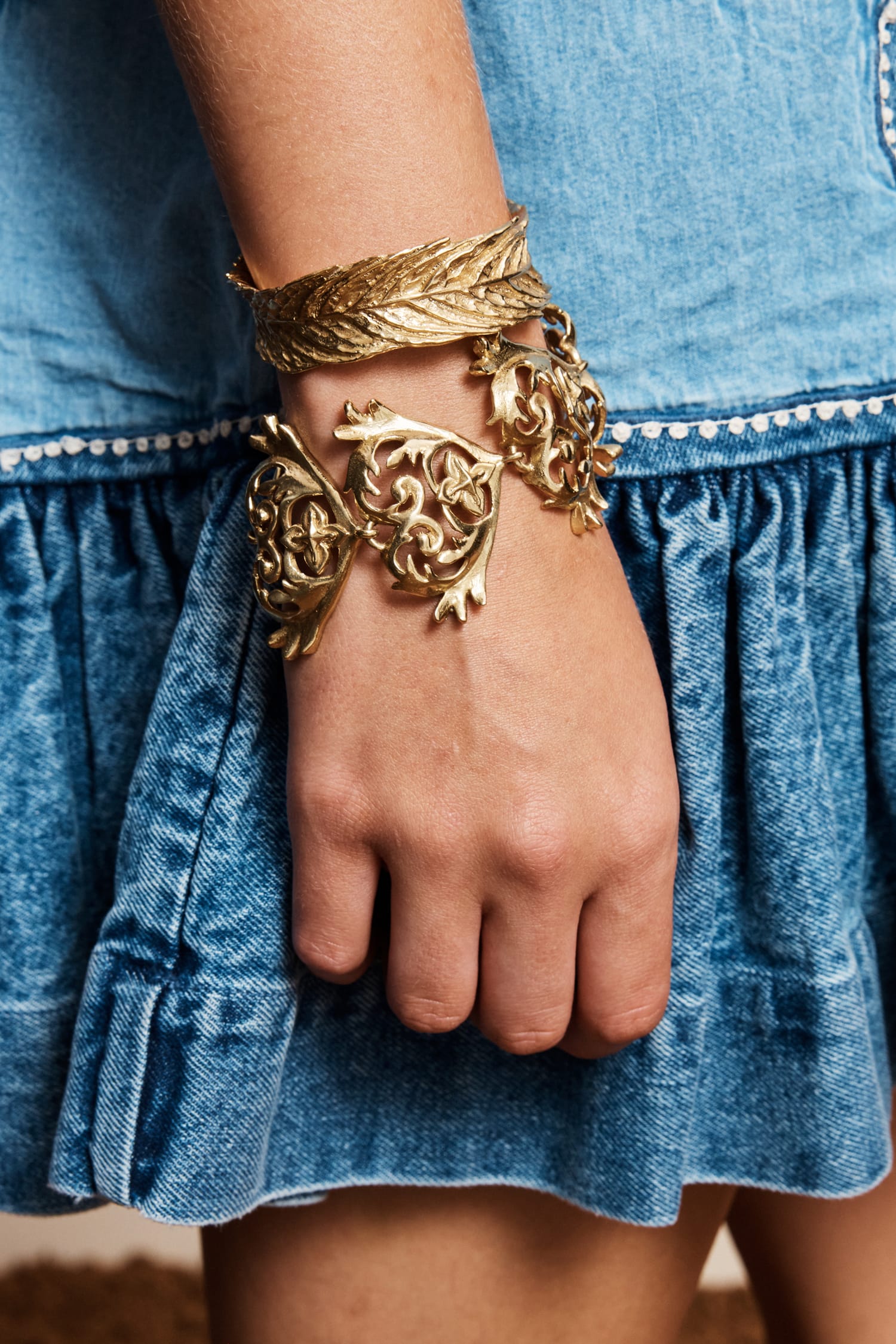 Alemais Django Feather Cuff bracelet plume doré taille unique