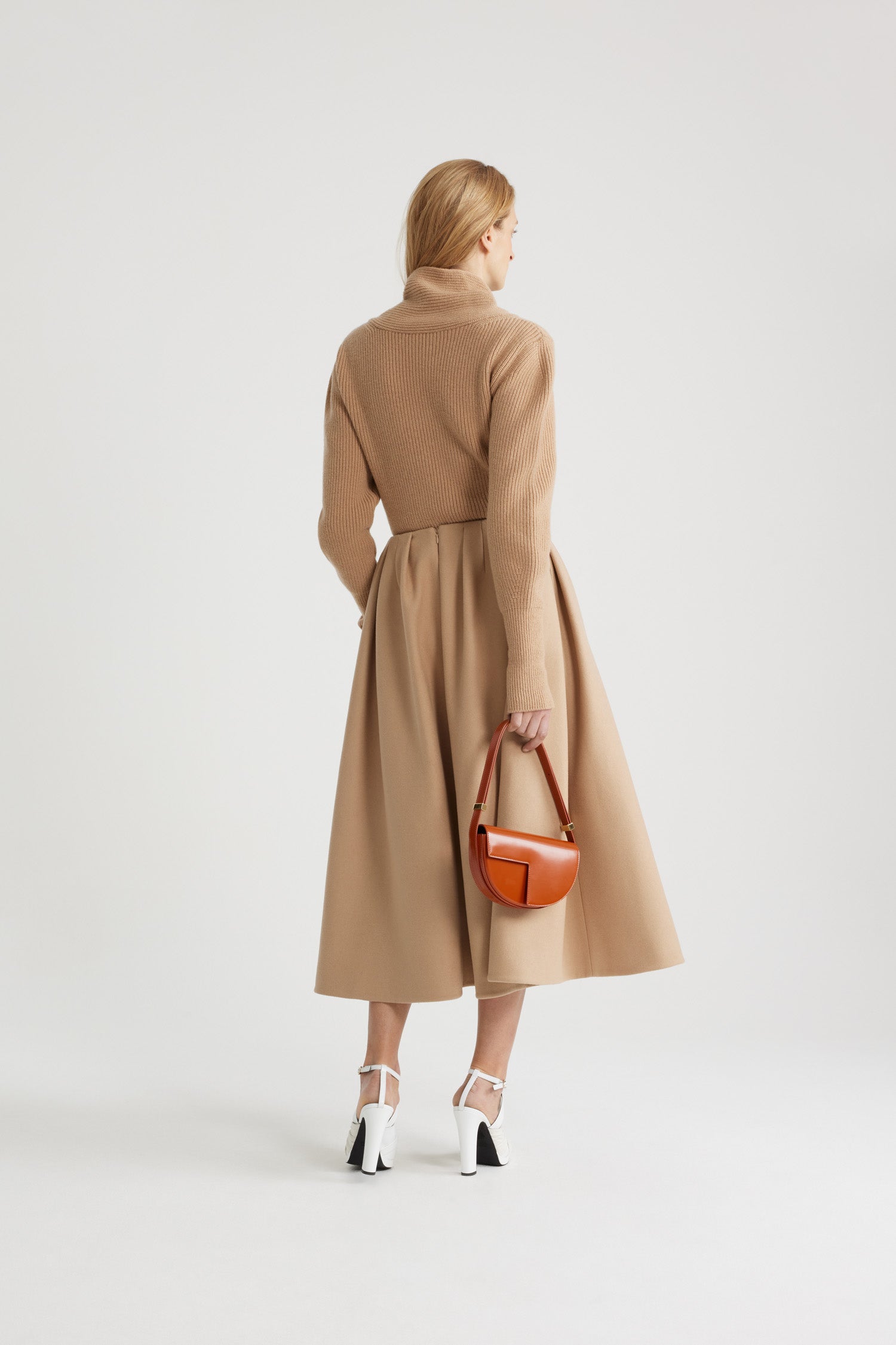 Patou KN208 pull col croisé laine cachemire biscuit XS