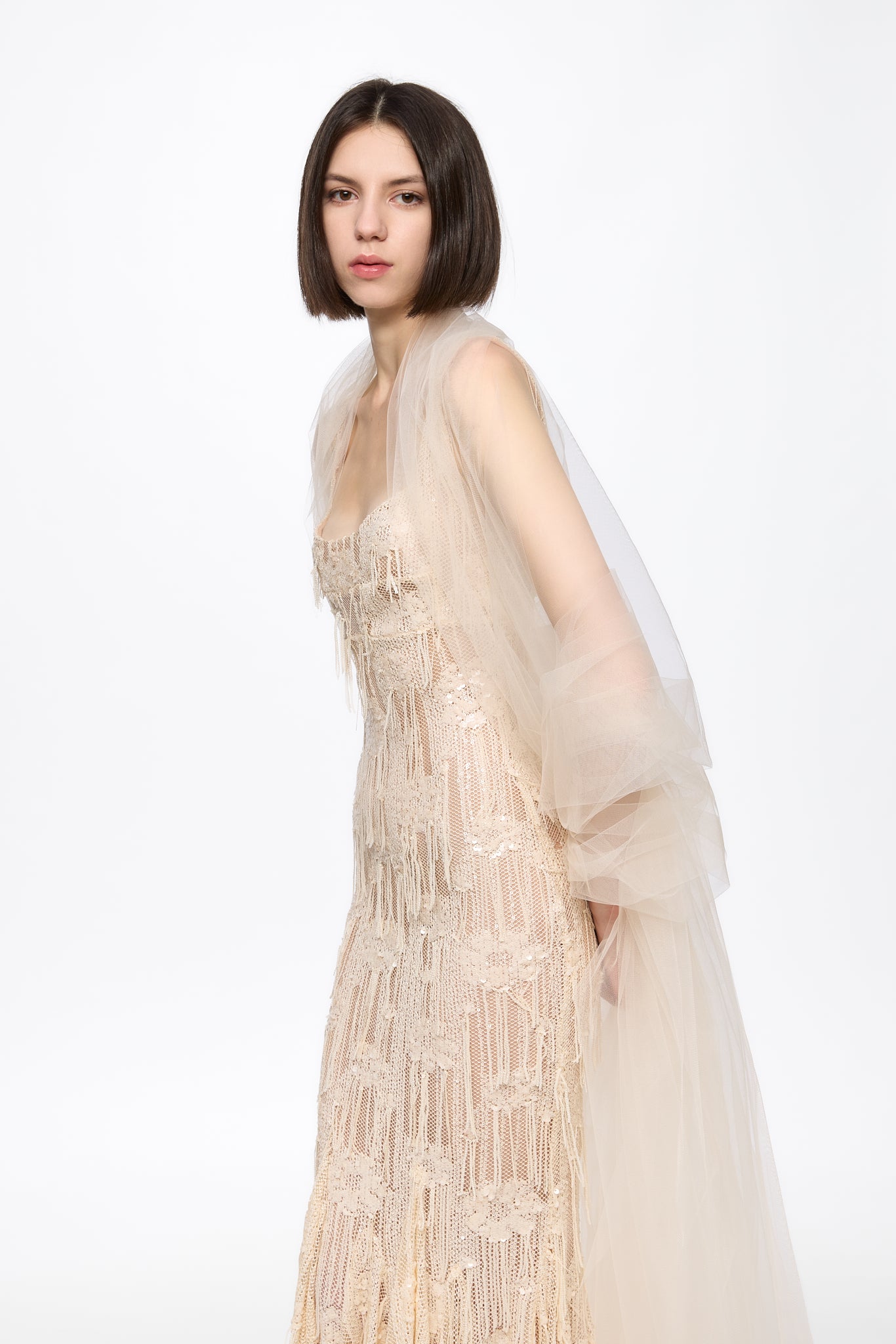 ATU Body Couture robe midi sequins crème corset voile taille S