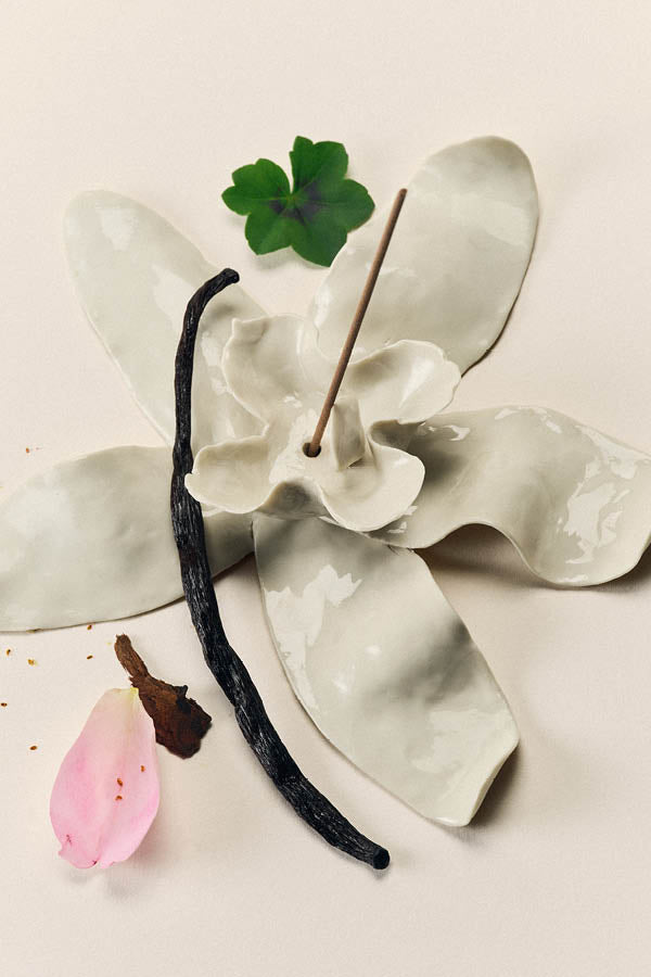 Ulla Johnson Porte-Encens Porcelaine Fleur Blanche Taille Unique
