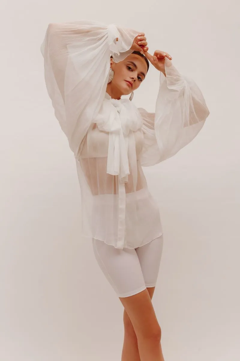 ATU Body Couture chemise soie blanche foulard taille M