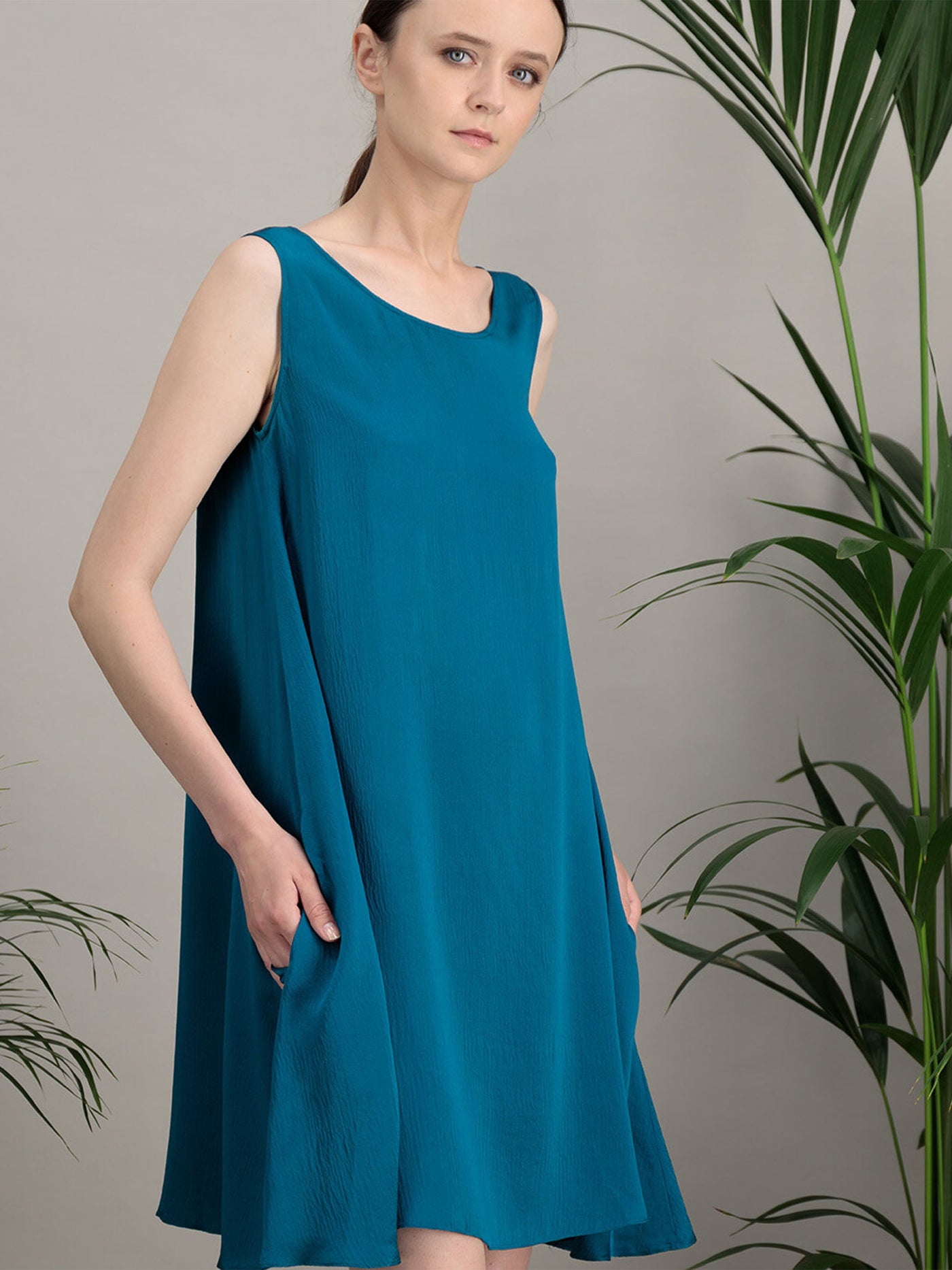 Anahide Saint André MISCELIA robe soie évasée sans manches