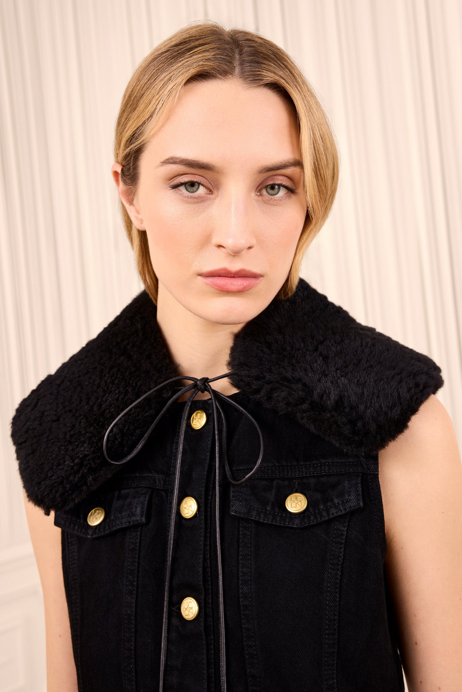 Ulla Johnson Shearling col cuir réversible Noir