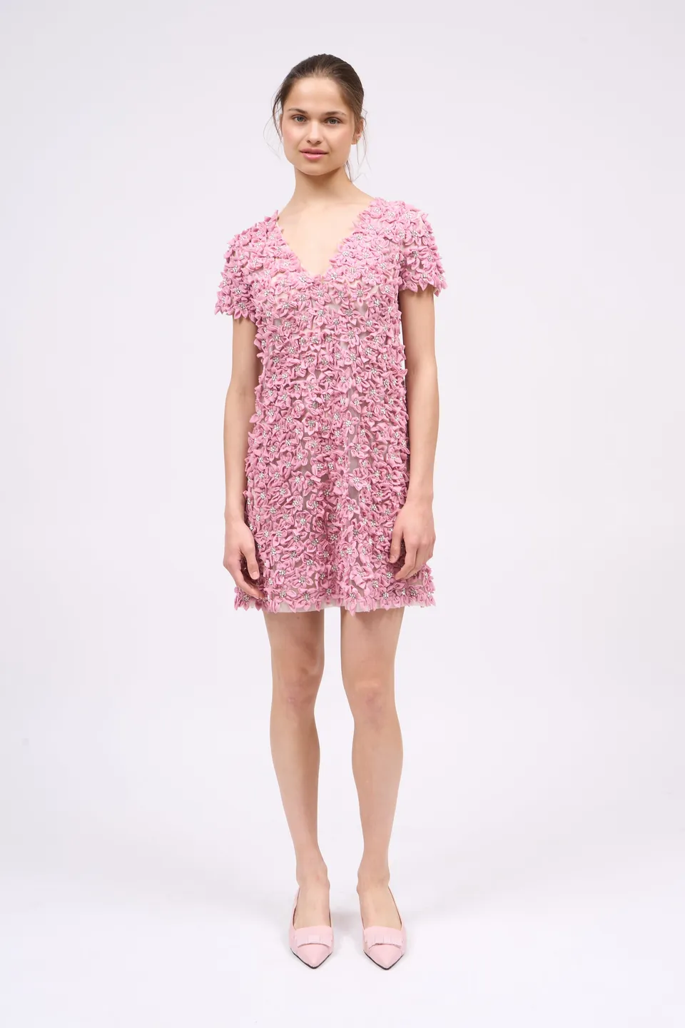 PAUL & JOE Robe courte brodée fleurs rose strass