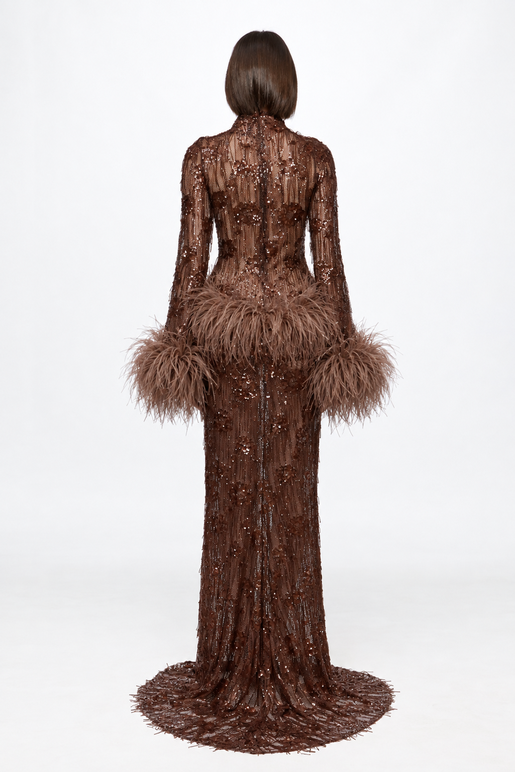 ATU Body Couture Sequins and Feathers robe chocolat plumes S