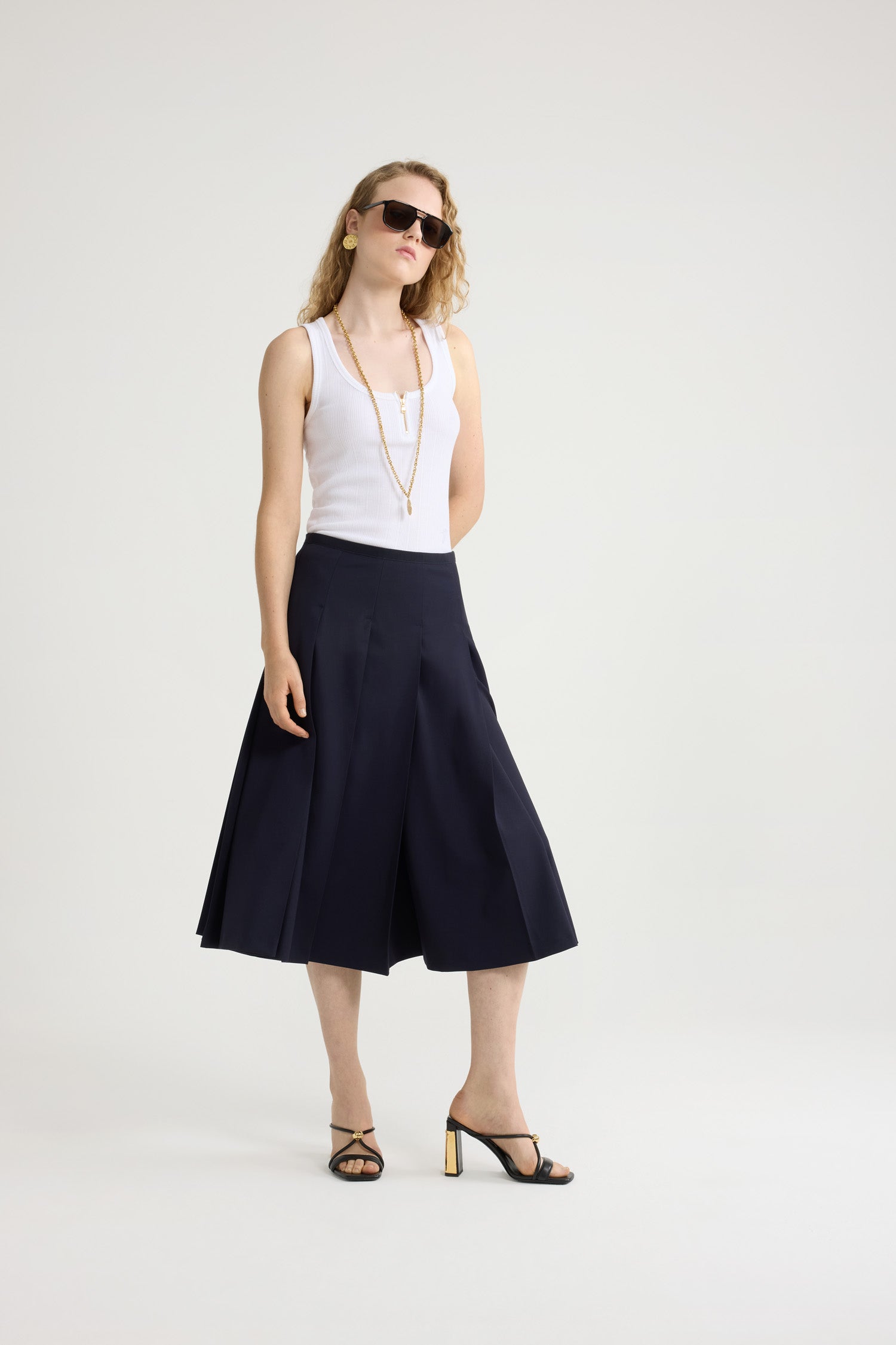 Patou SK078 jupe midi plissée bleu marine