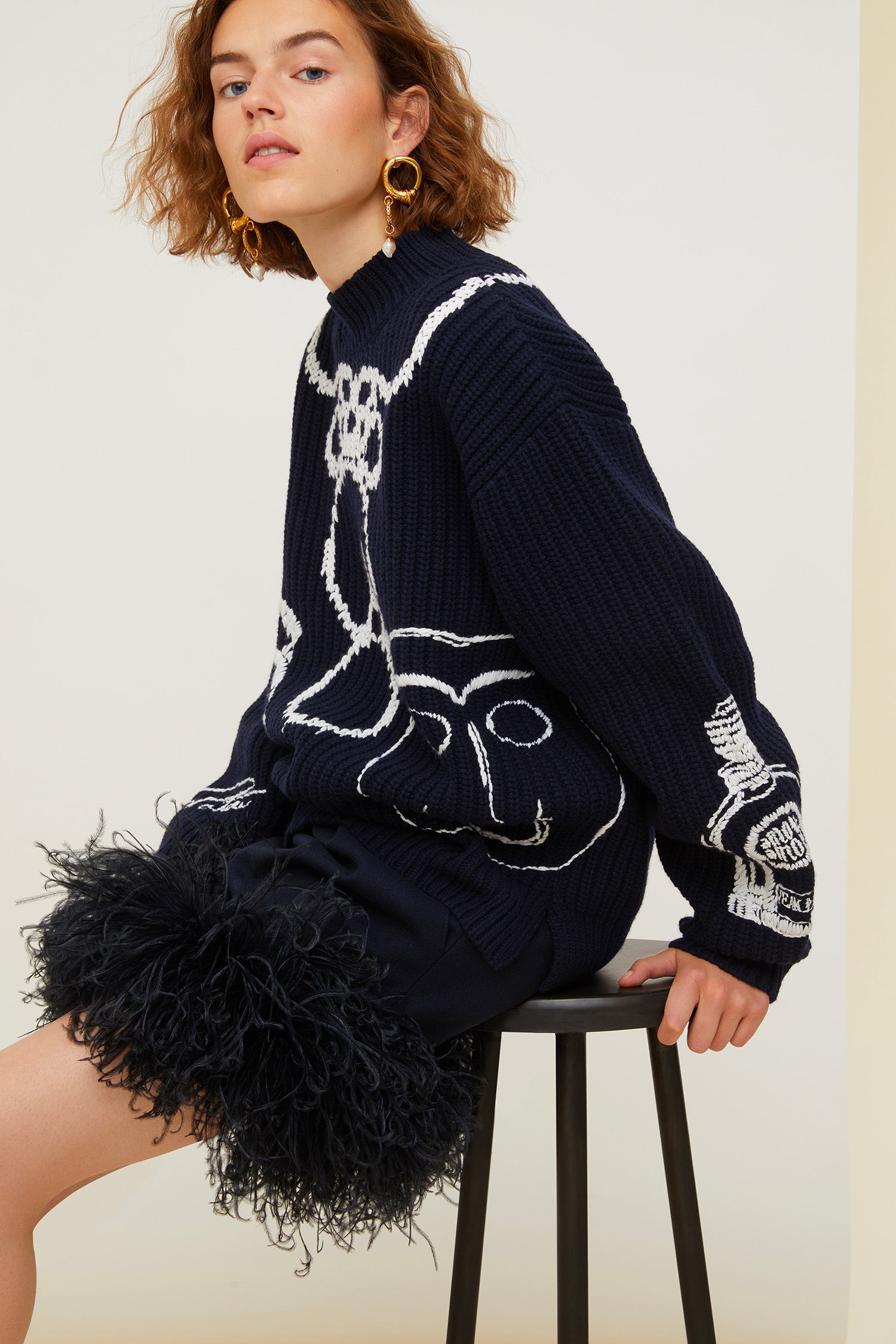 Patou Knitwear KN009 pull laine mérinos bleu marine oversize