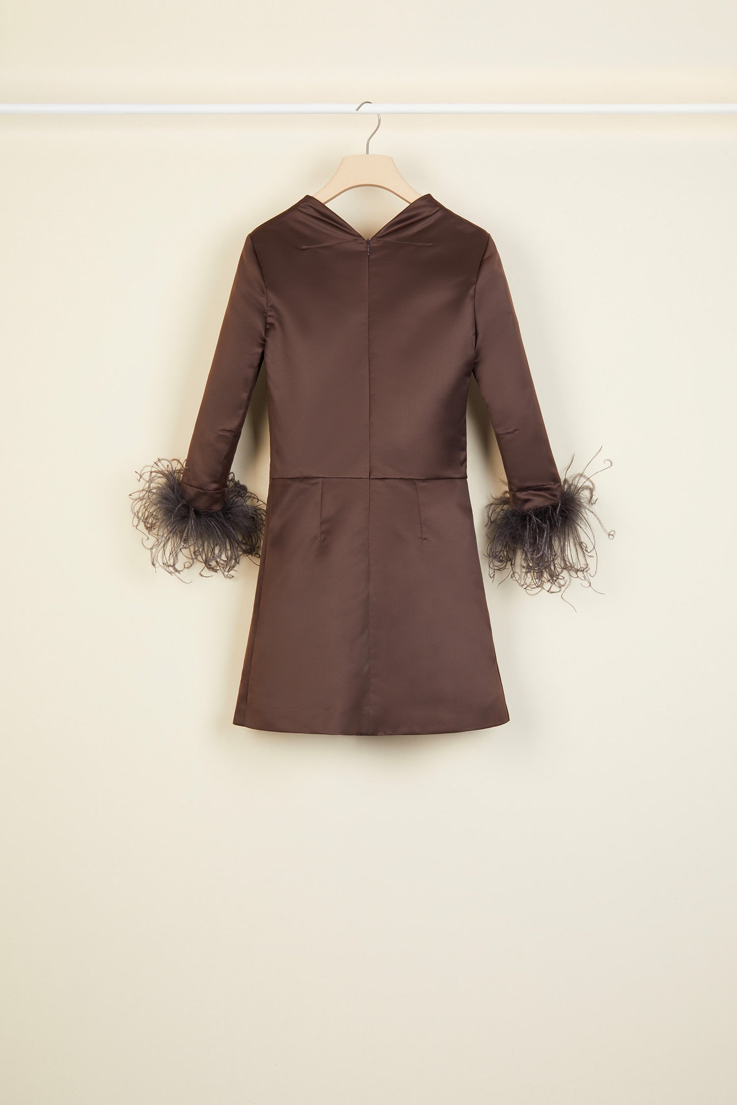 Patou H20DR0020010801B robe satin Havana plumes