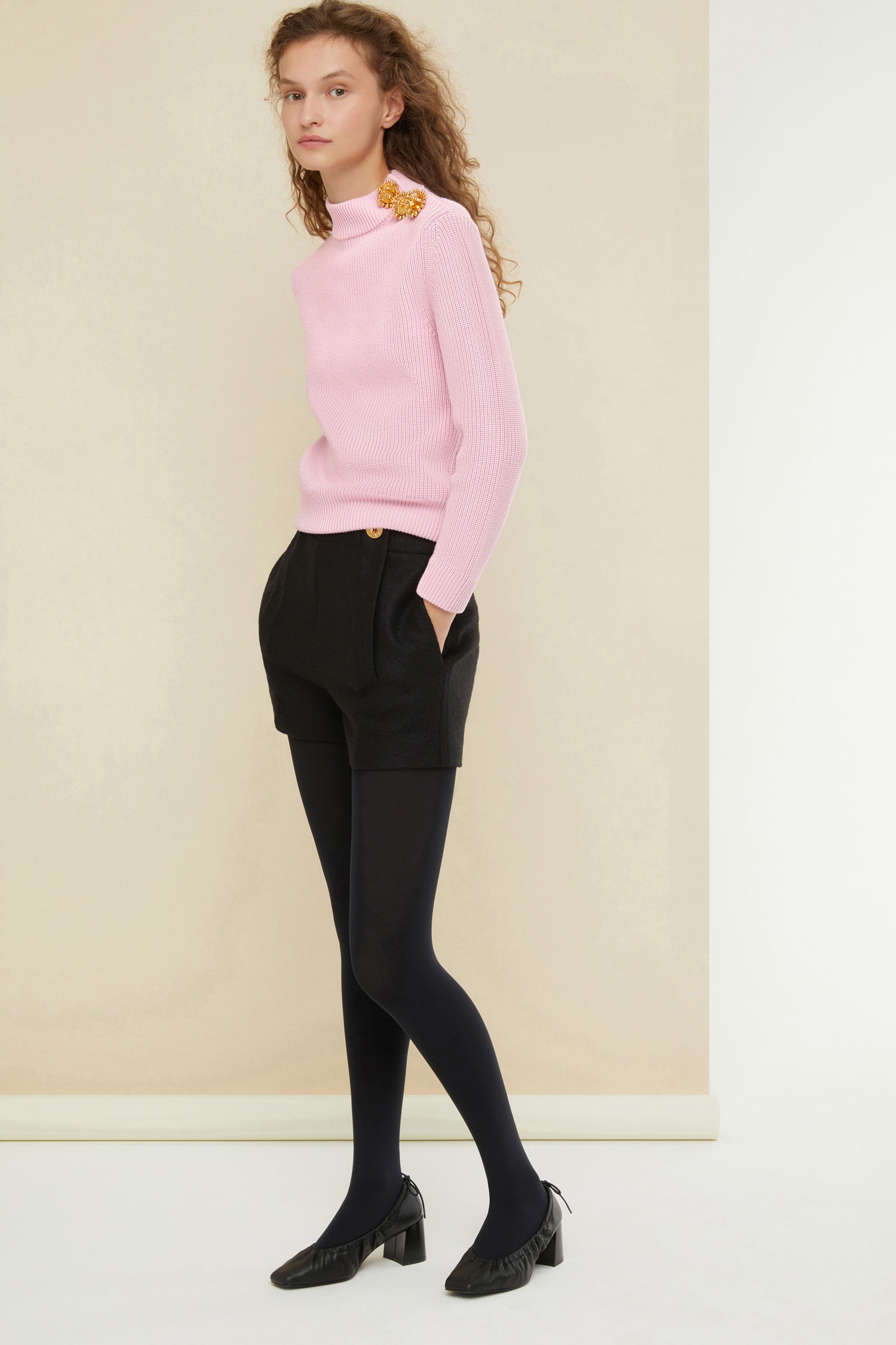 Patou H21TR010 short laine noir taille haute