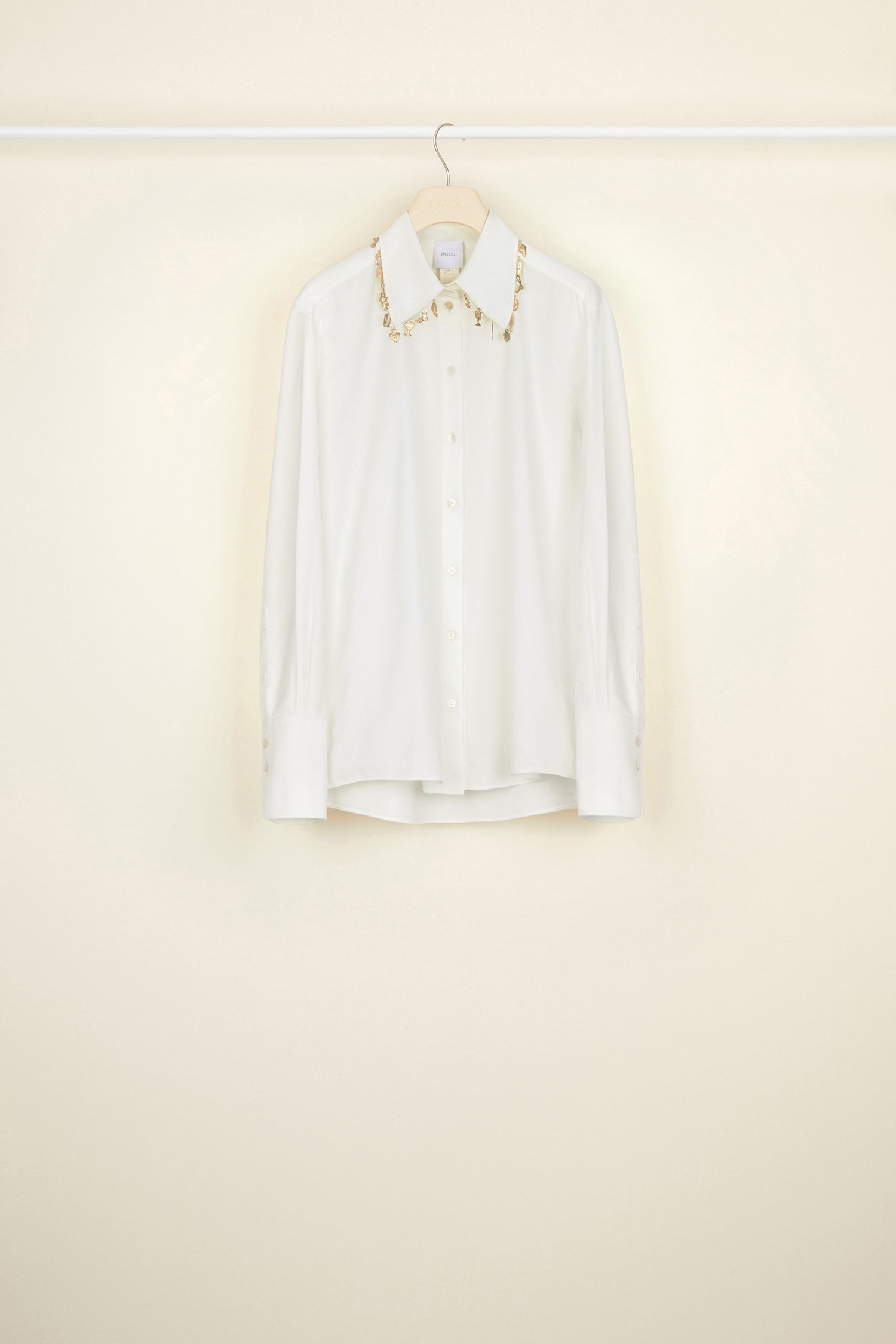 Patou BL009 chemise crème coton col bijoux