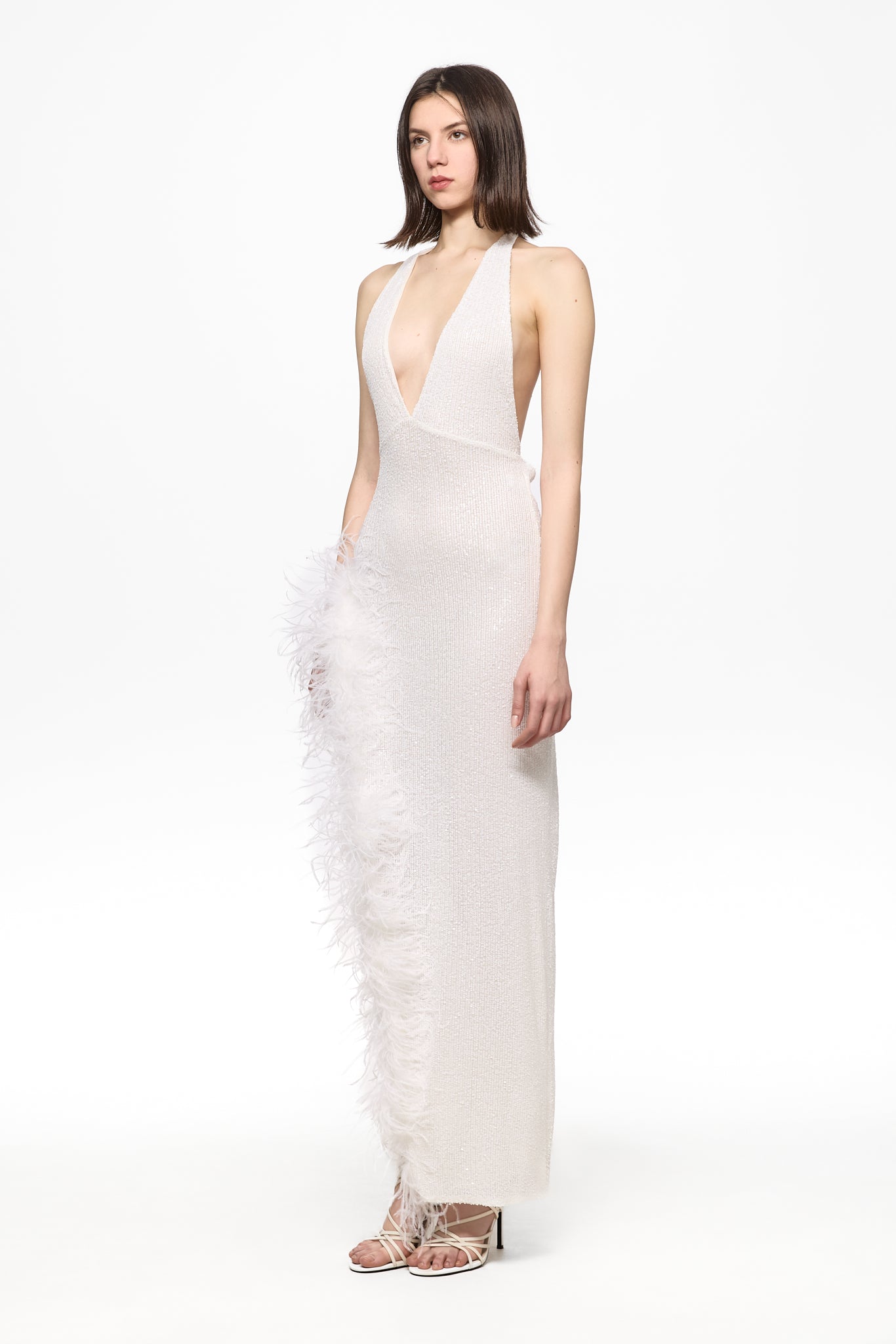 ATU Body Couture Sequins Feathers robe sequins blanche taille S