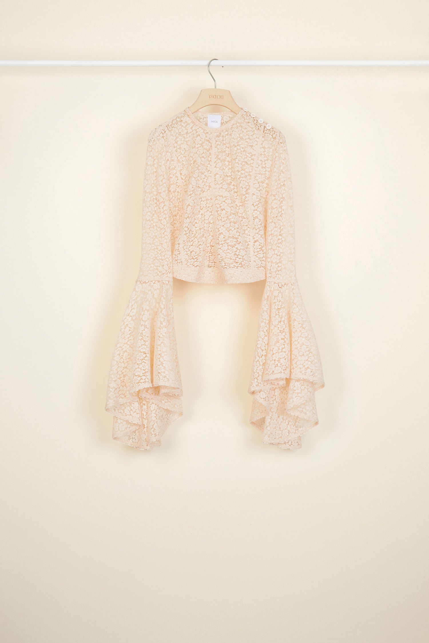 Patou TO012 top dentelle pêche blossom taille 34