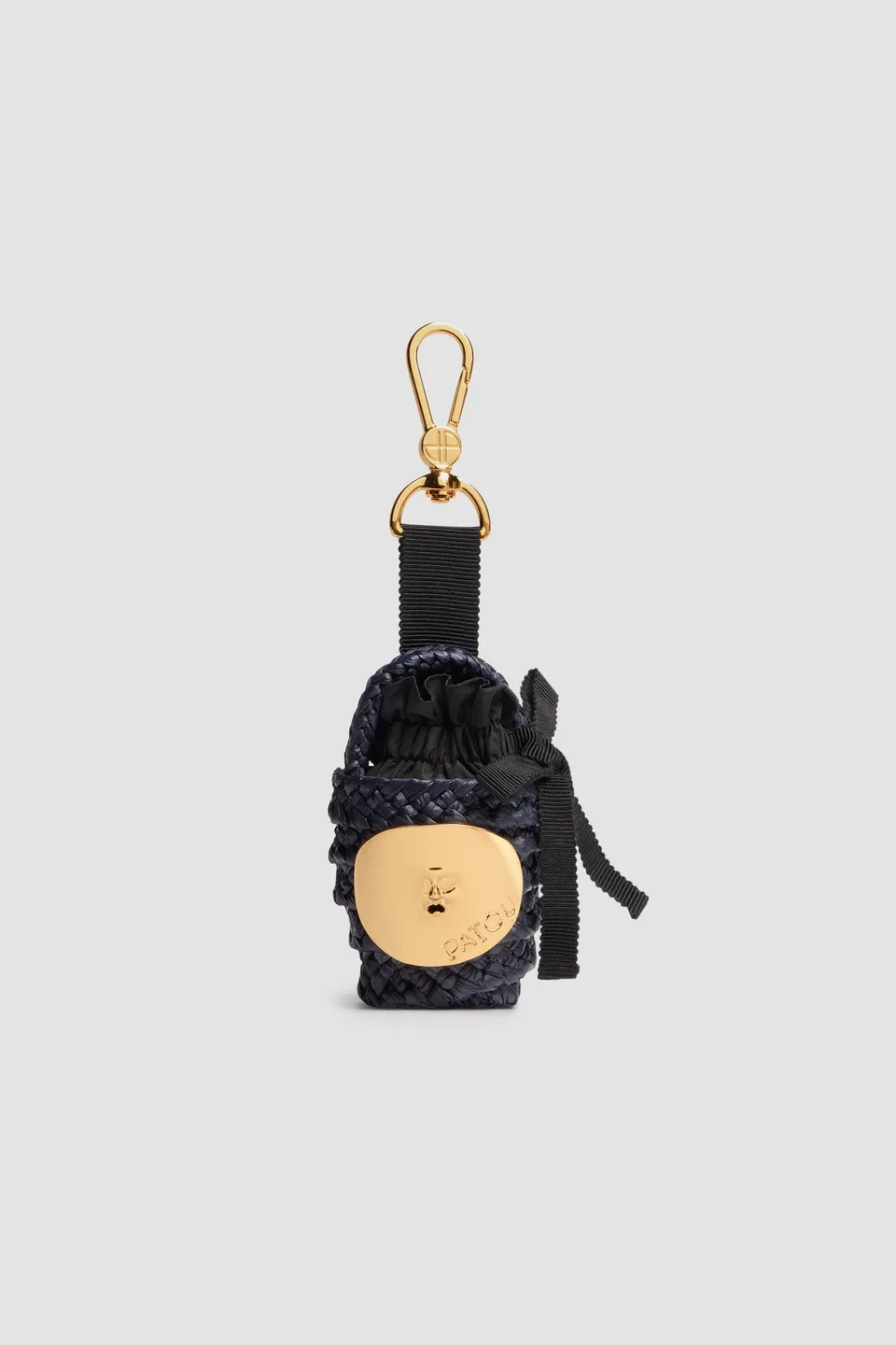 Patou Jewellery Iconic bucket charm breloque raphia bleu marine