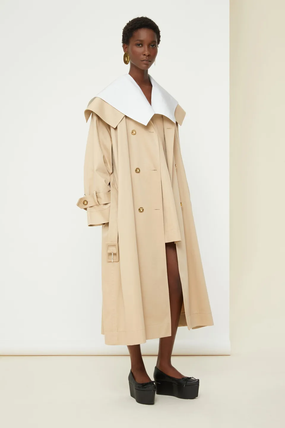 Patou P21OU0090074093S trench sable coton bio ceinturé