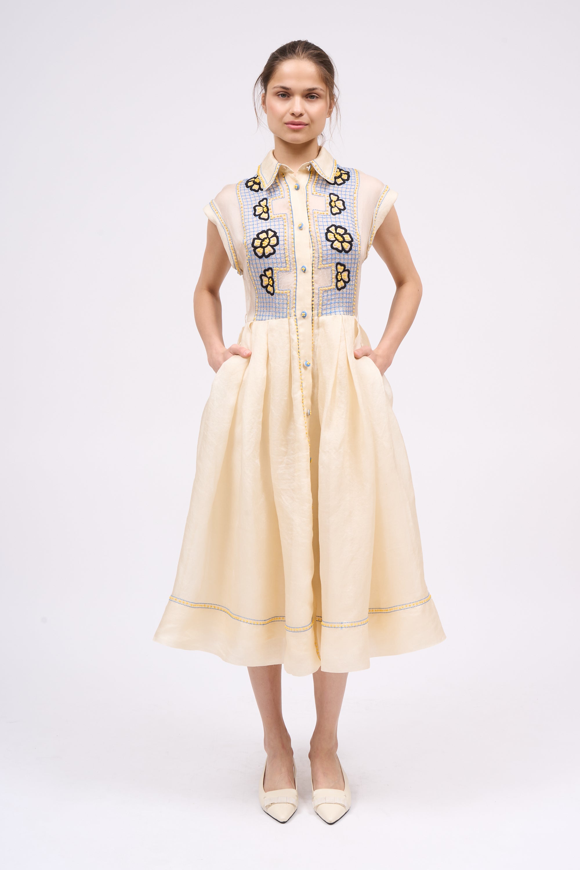 Paul & Joe Hyacinthe robe-chemise soie beige clair brodée