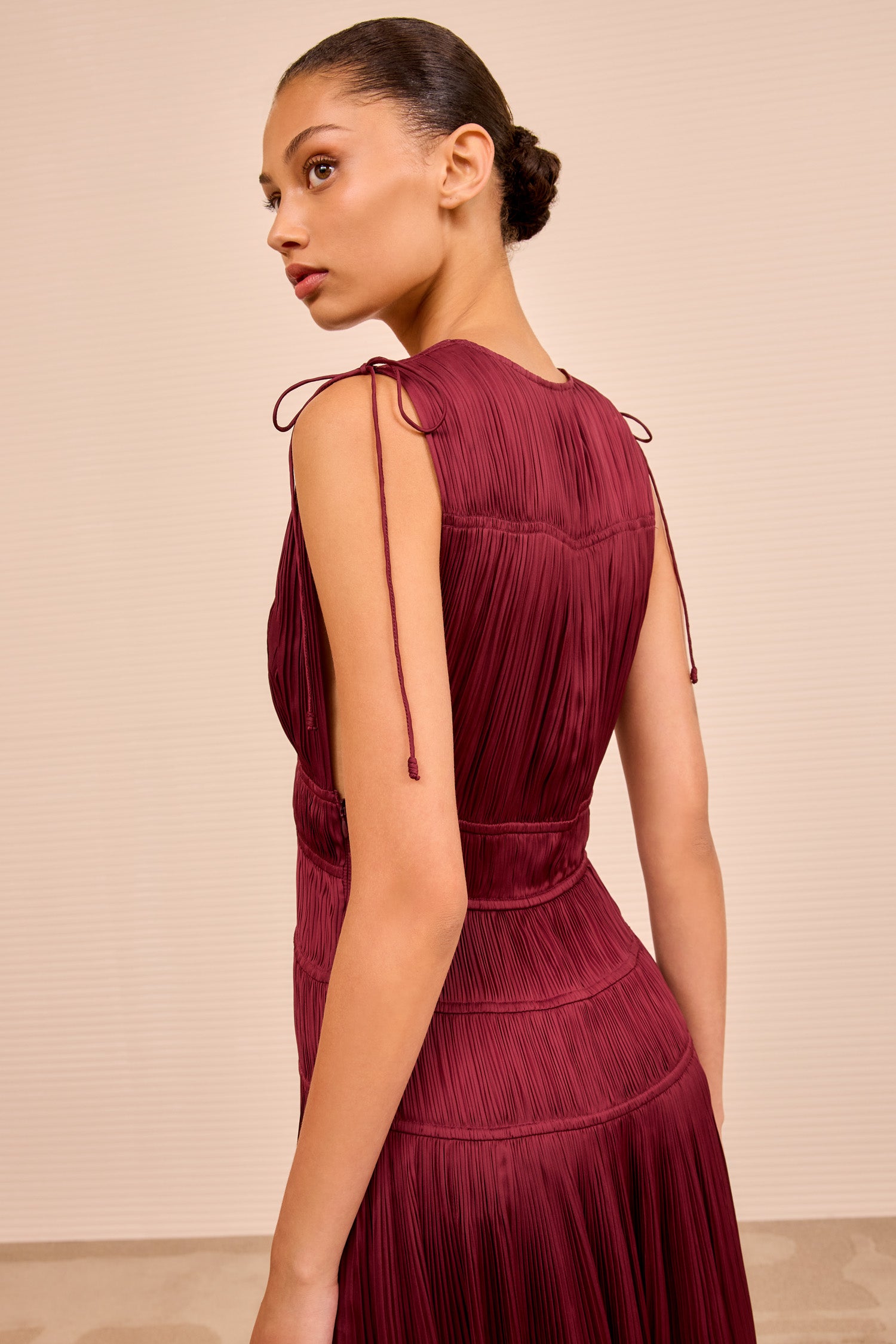 Ulla Johnson Tasneem Robe Longue Satin Claret Bordeaux