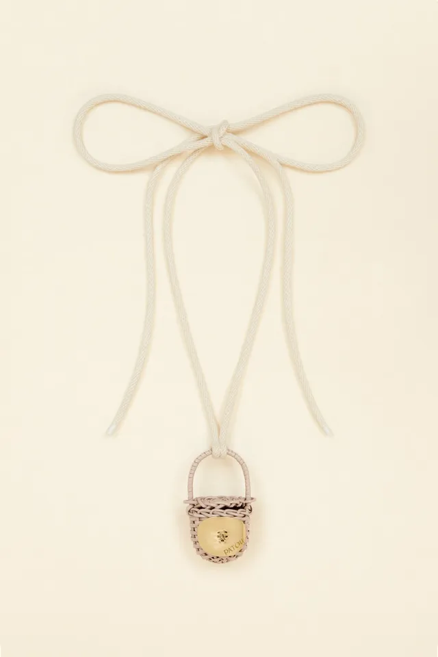 Patou AC023 collier sac seau miniature osier Parchment beige