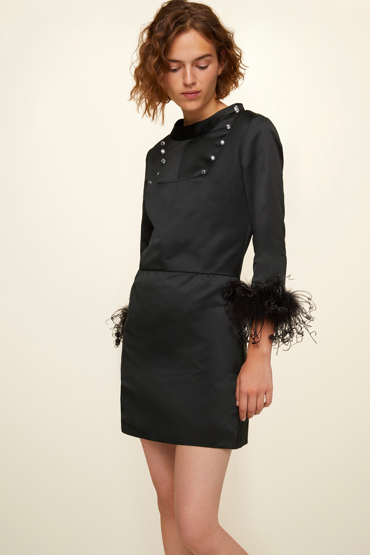 Patou H20DR002 robe satin noire plumes cocktail