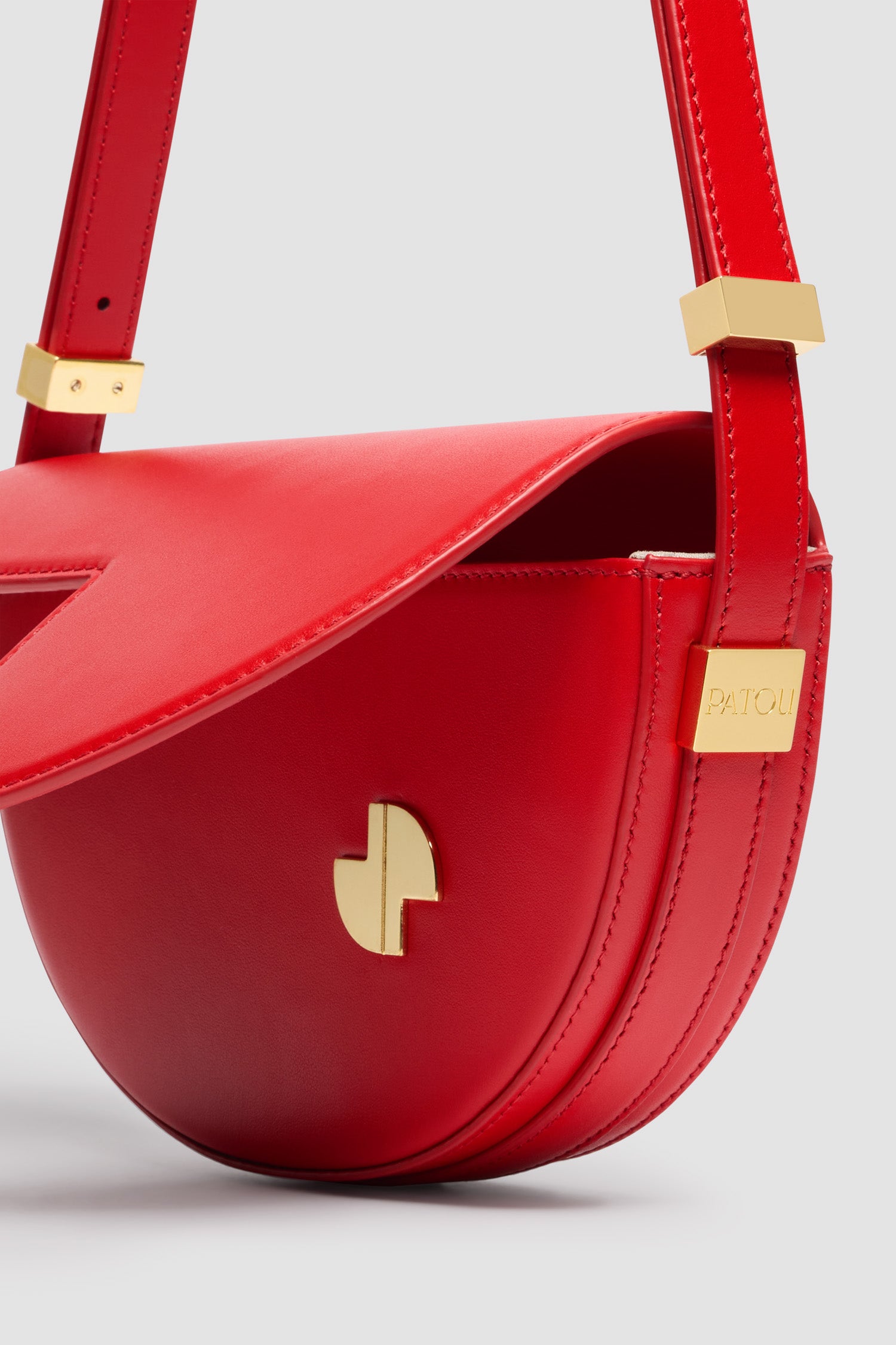 Patou BA024 sac rouge cuir petit bandoulière