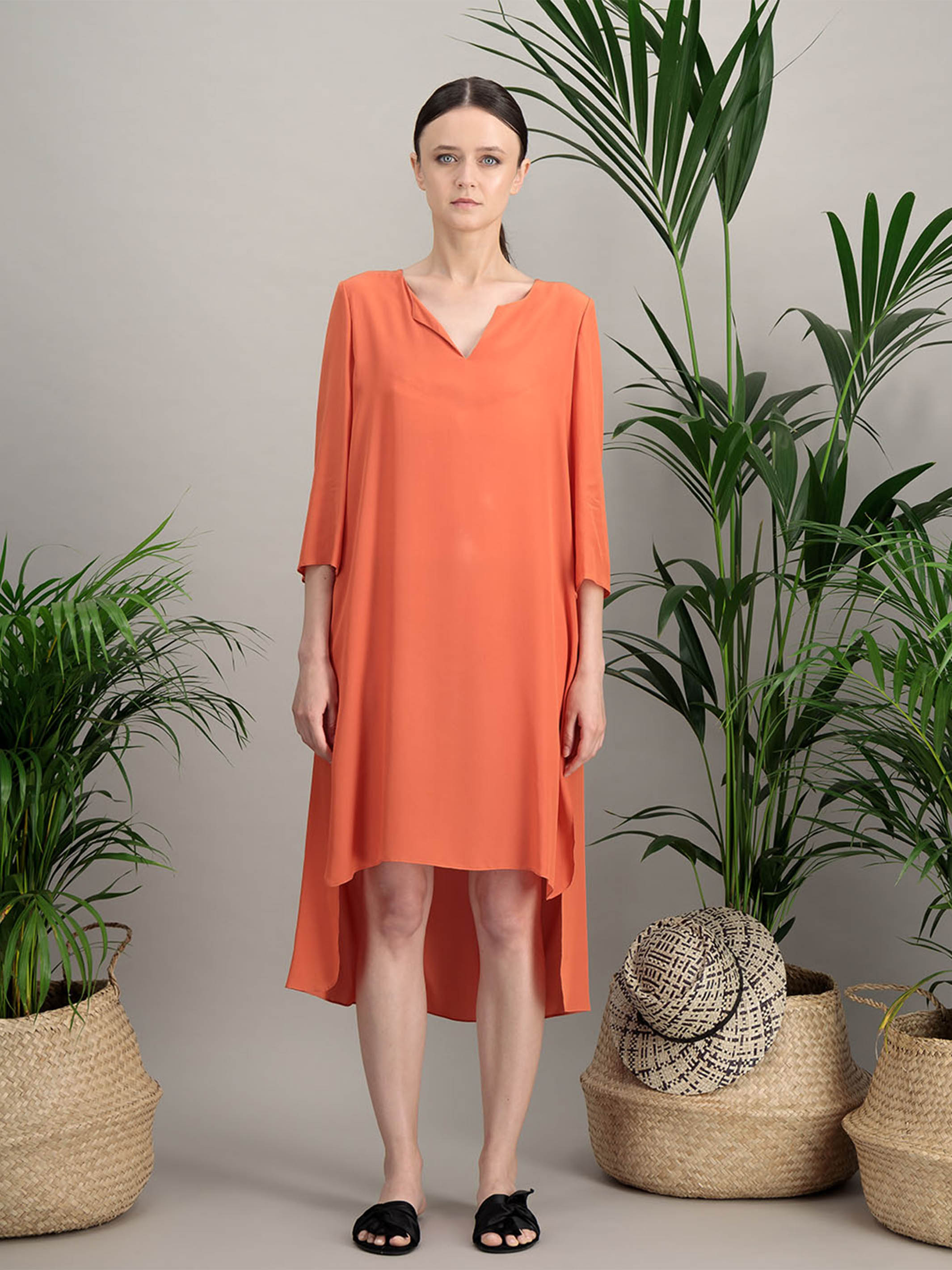 Anahide Saint André Kurta robe soie blanc sable longue