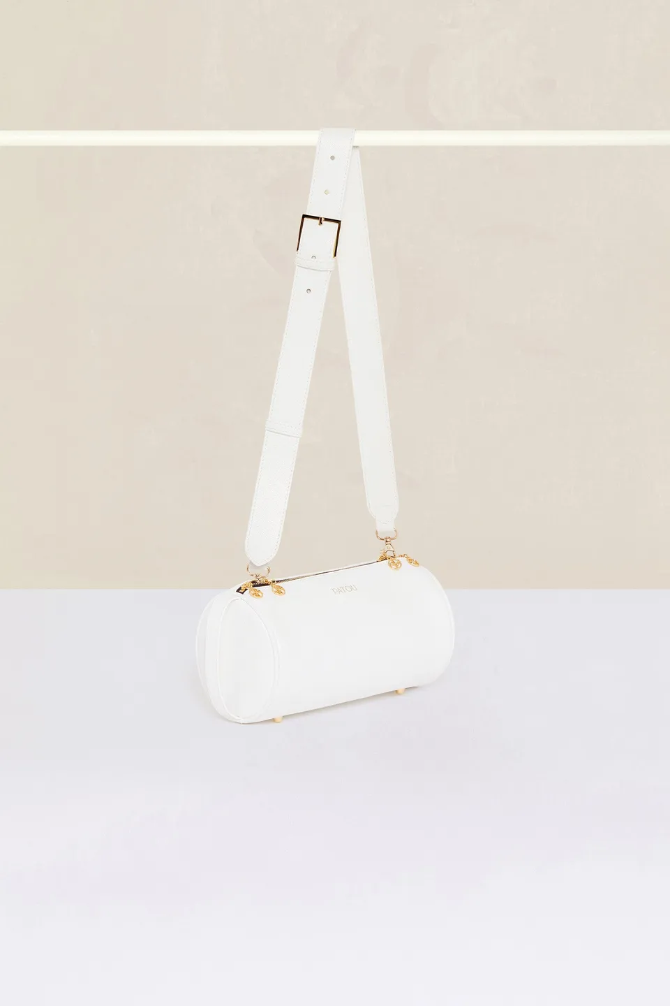 Patou Barrel AC008 sac blanc simili cuir
