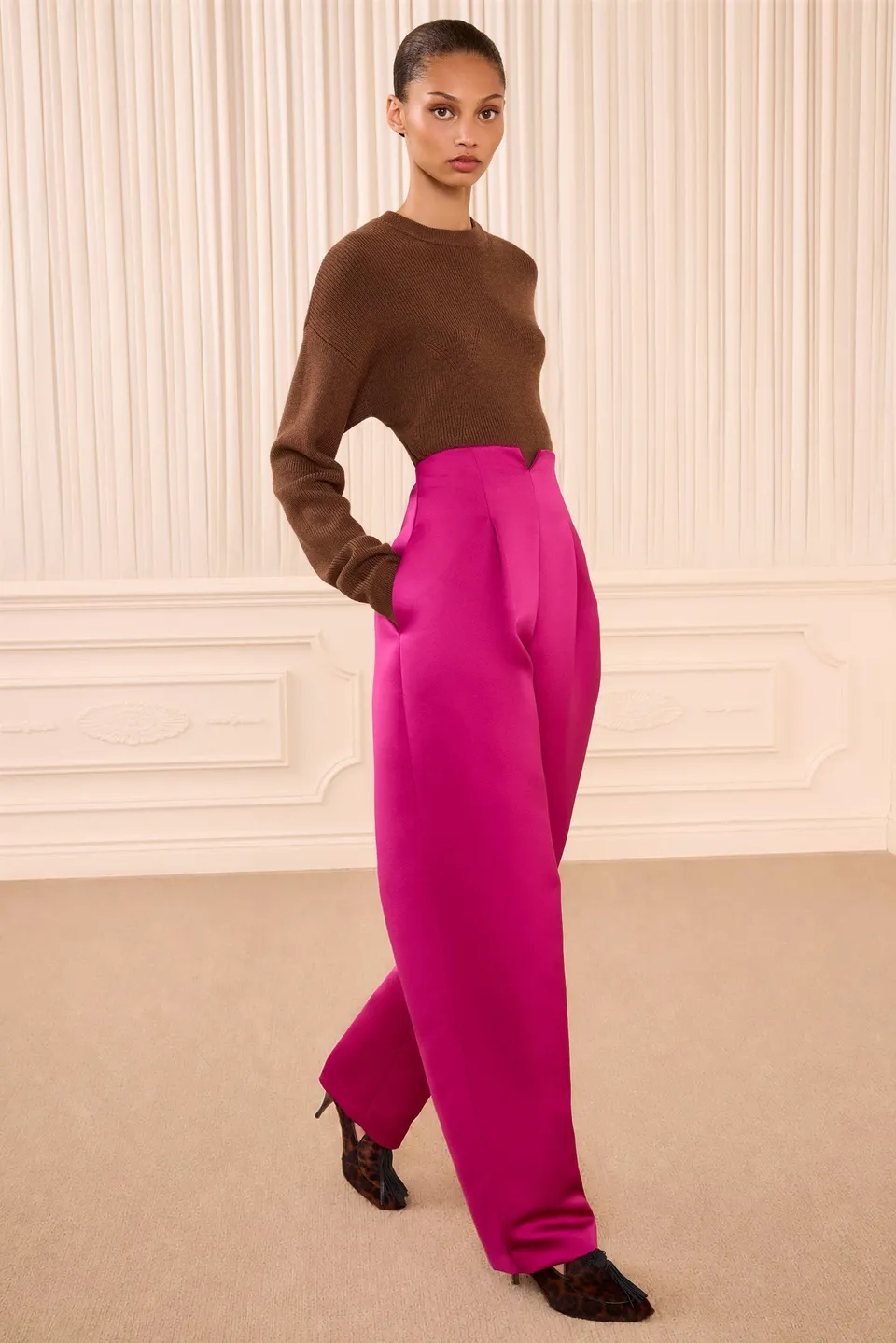Ulla Johnson Edlyn pantalon satin Orchid rose taille haute