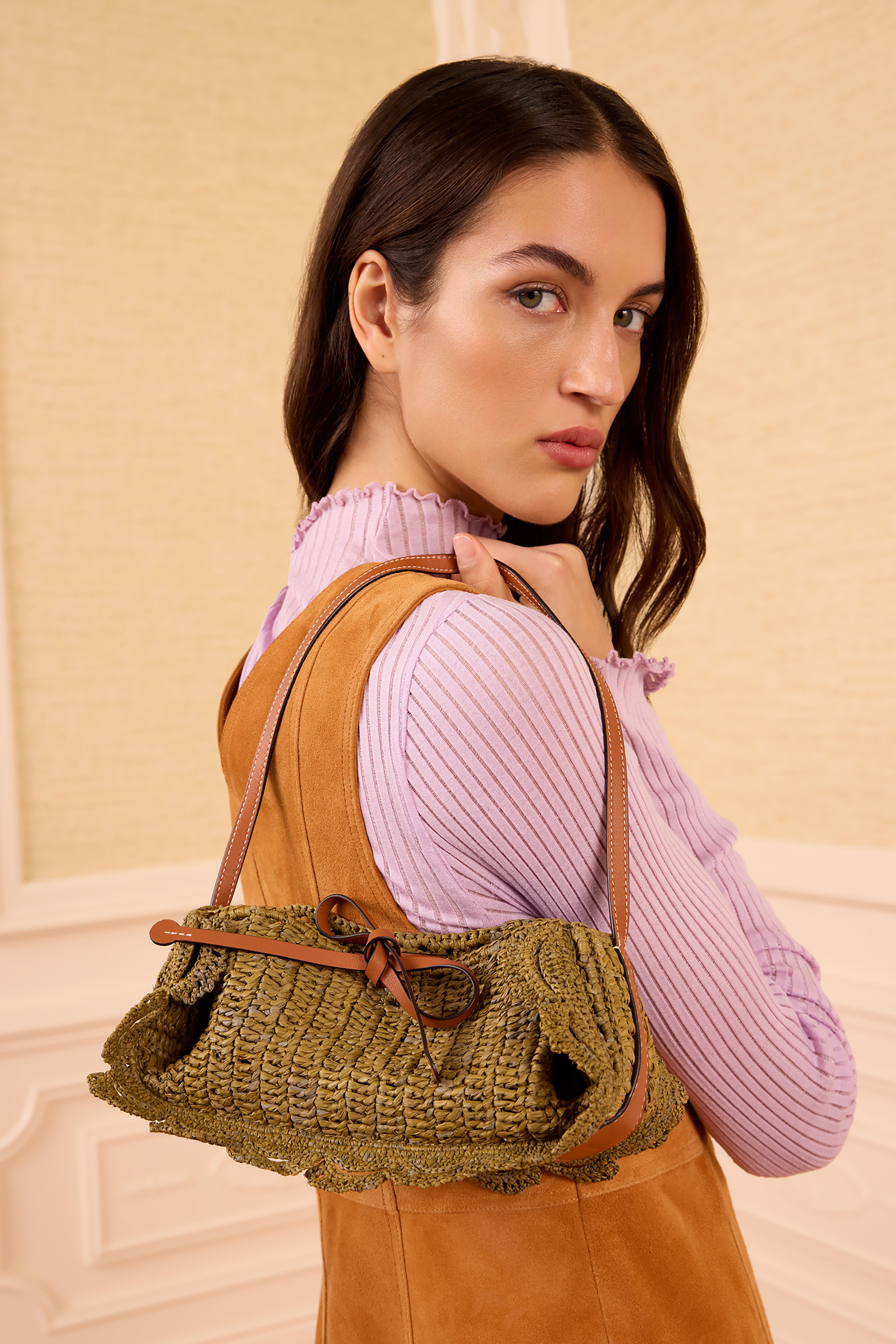 Ulla Johnson Marina pochette raphia Olive épaule
