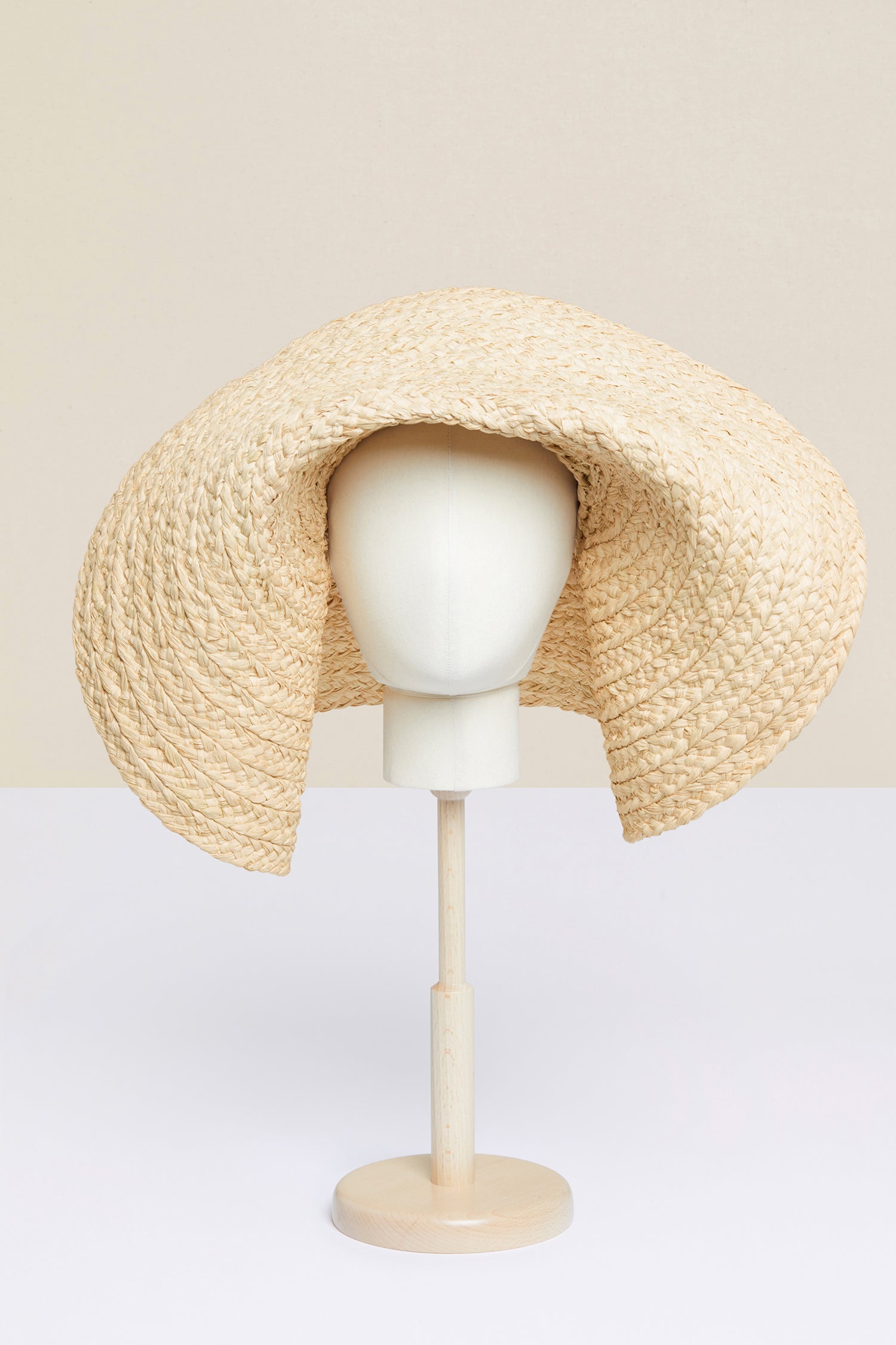 Patou AC007 chapeau capeline crème tissé taille unique