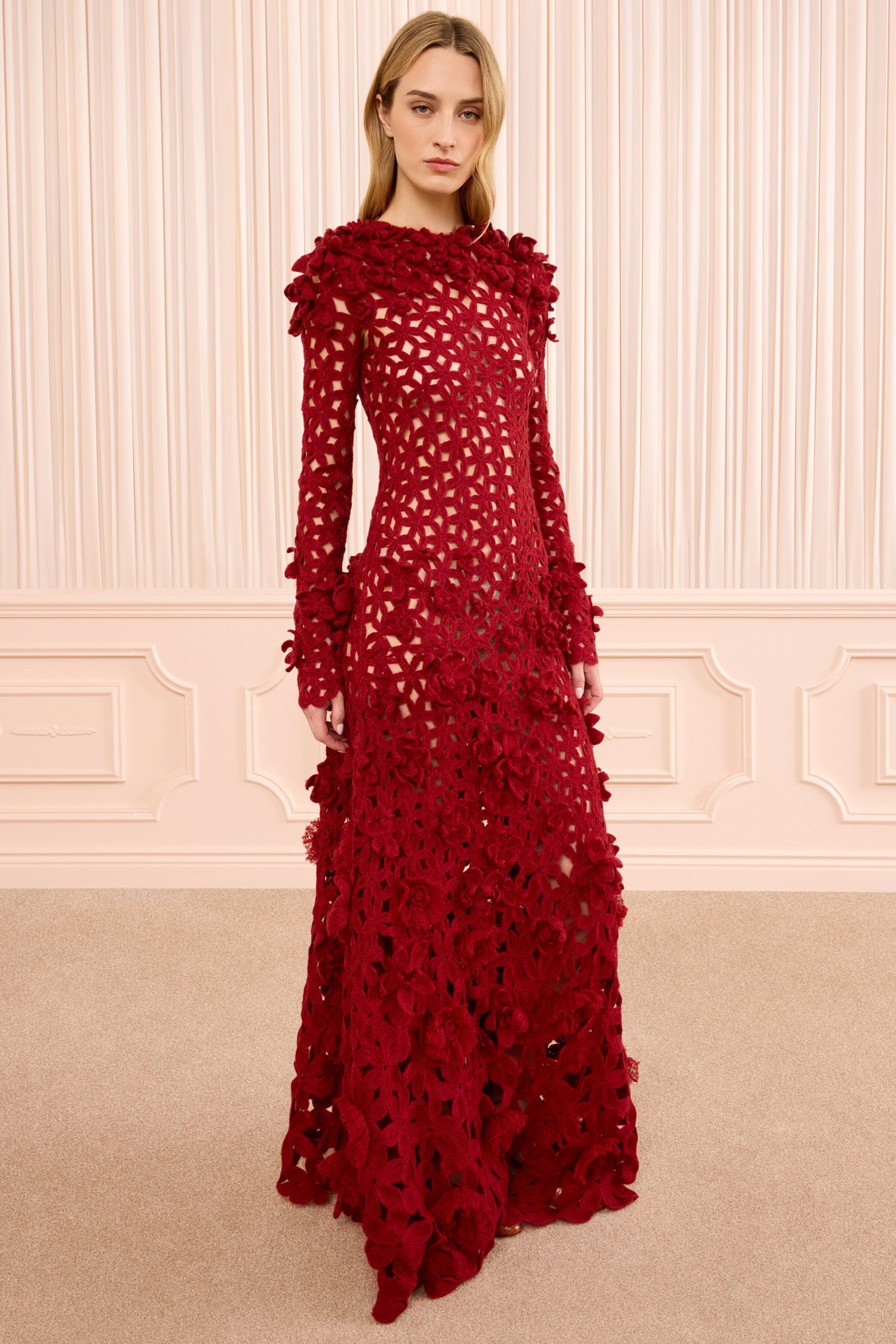 Ulla Johnson Astrid robe longue crochet mohair cerise