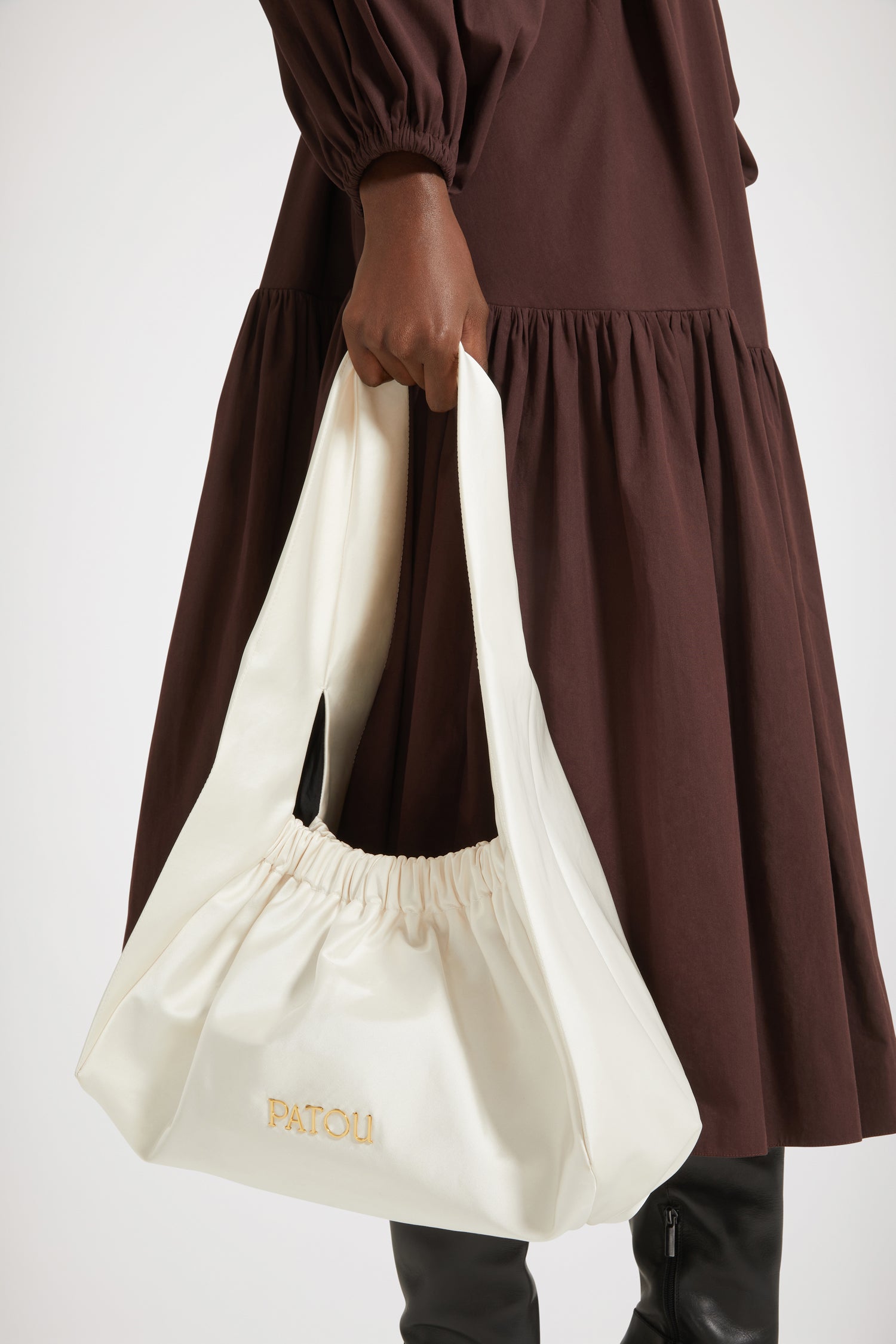 Patou AC0550159009A grand sac satin blanc Biscuit