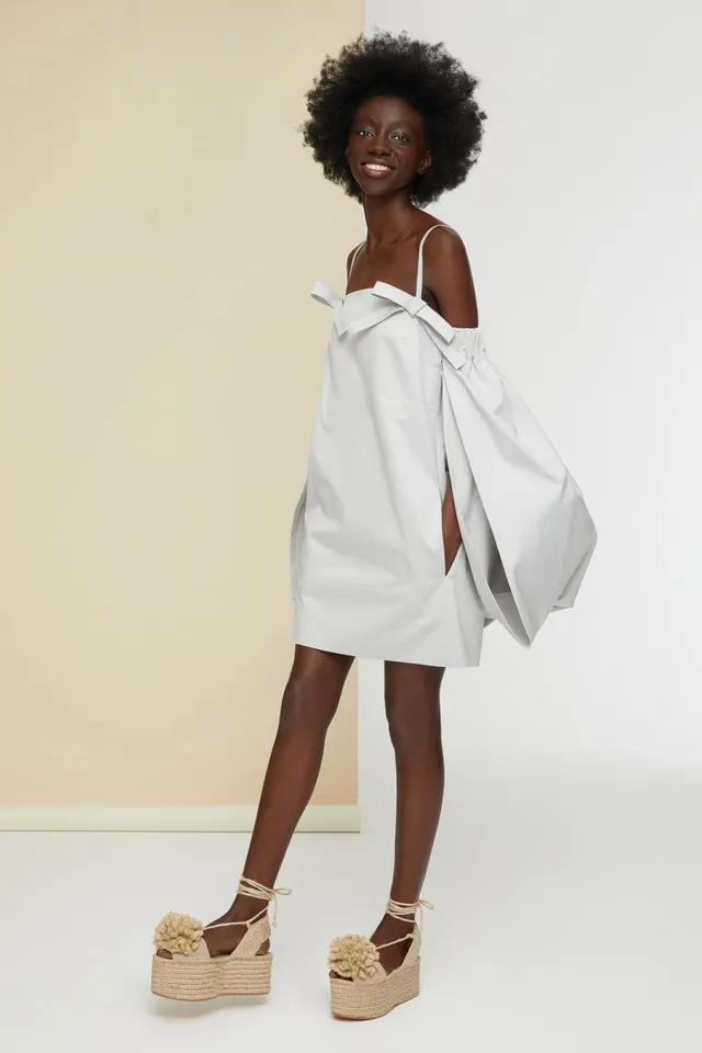 Patou E20DR039 robe cape satin coton gris clair
