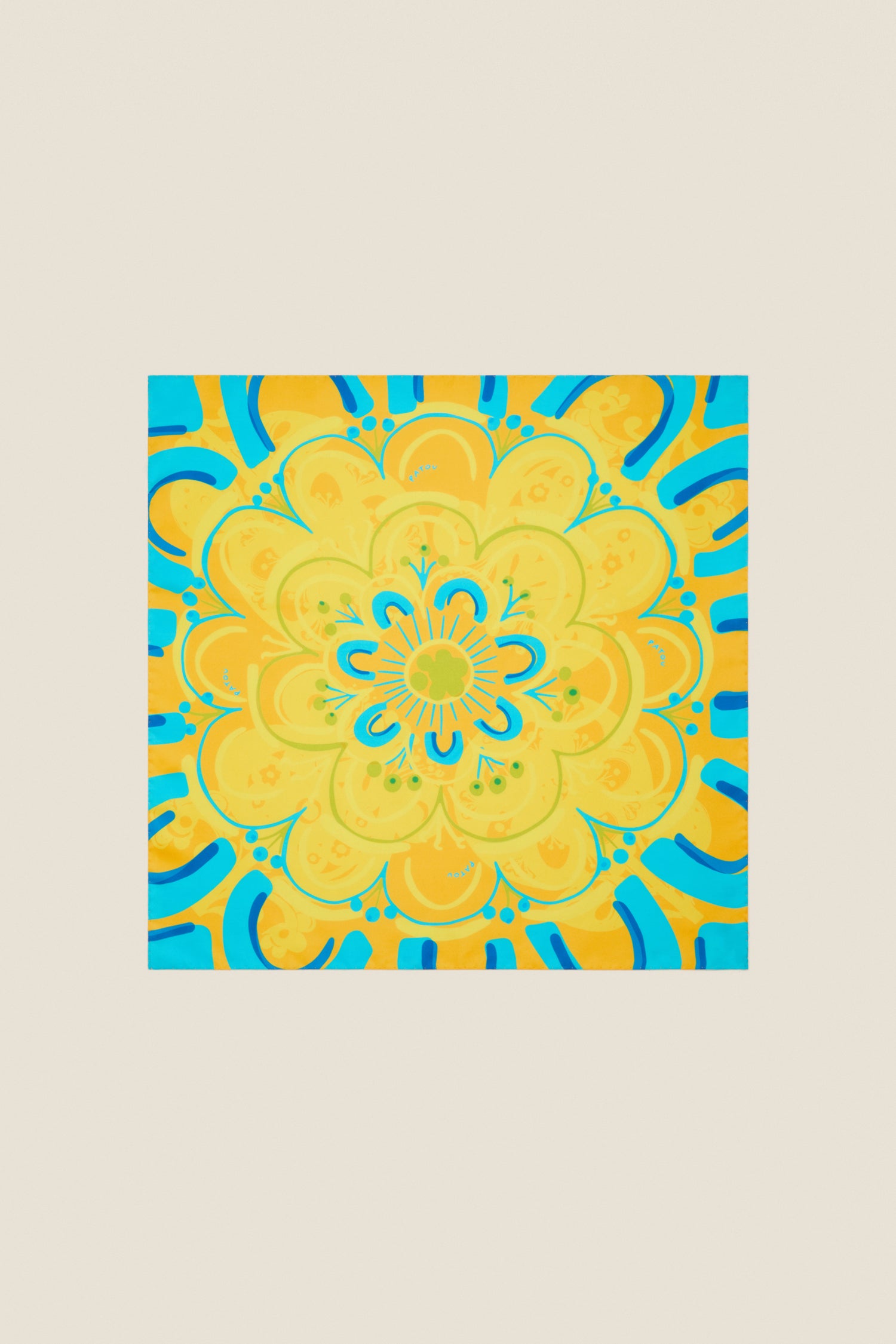 Patou AC013 foulard soie imprimé floral miel