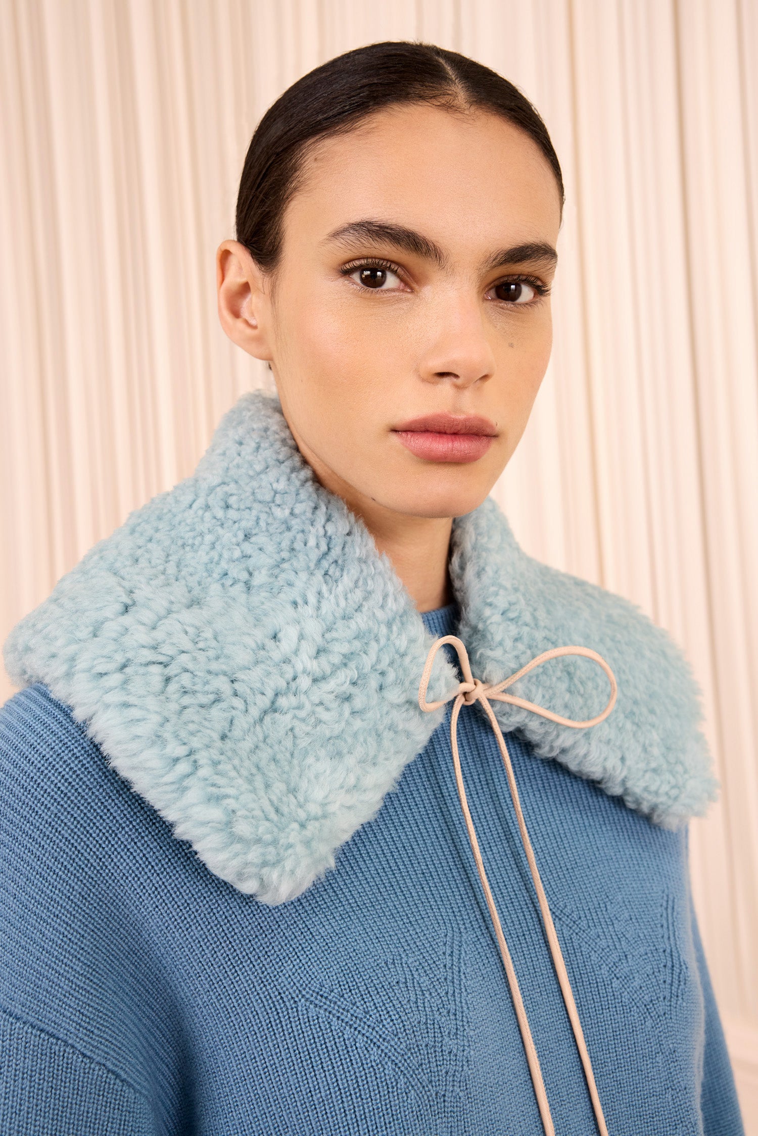 Ulla Johnson Shearling Collar col turquoise réversible