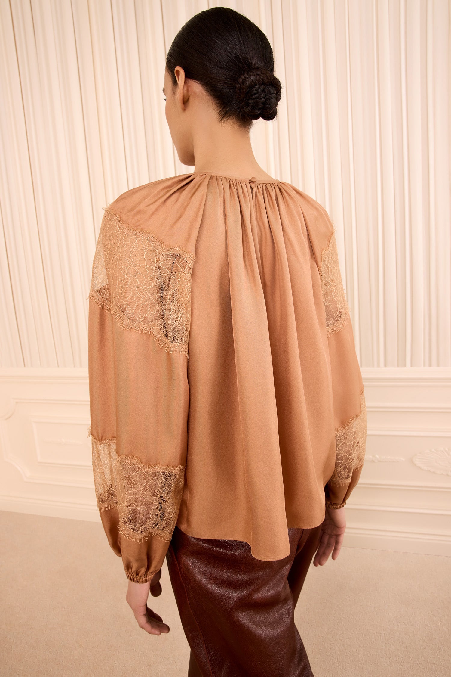 Ulla Johnson Bess chemisier soie dentelle macaroon
