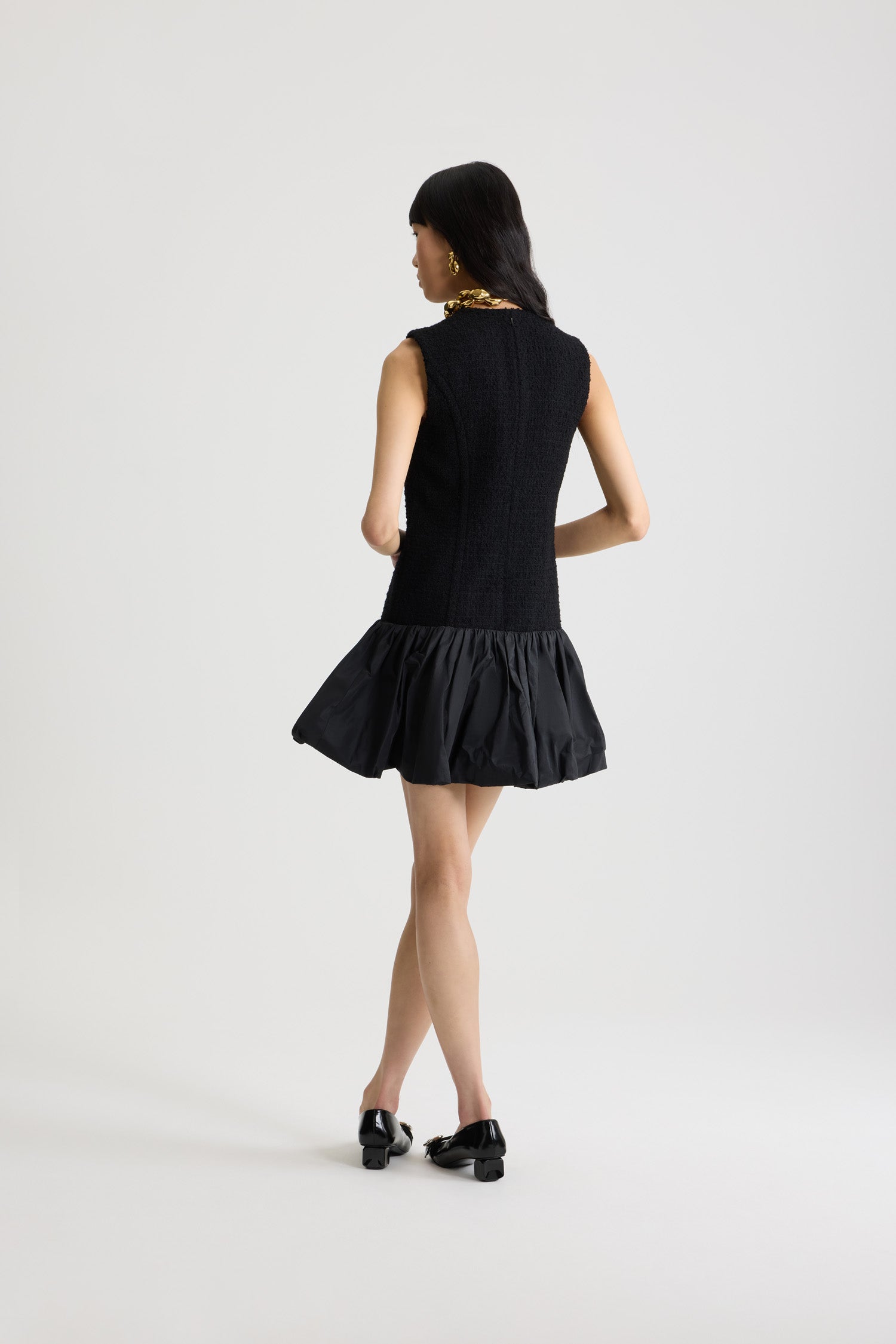 Patou DR205 robe tweed laine noire volant