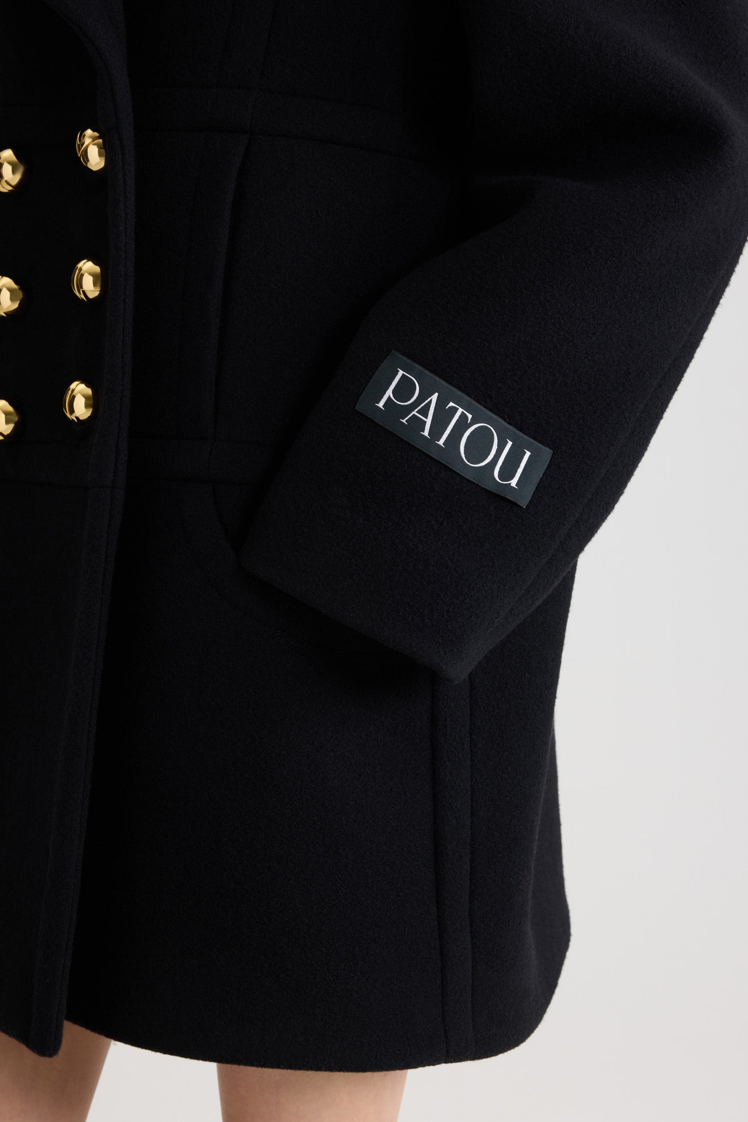Patou CO033 manteau croisé laine noire double boutonnage 34-44