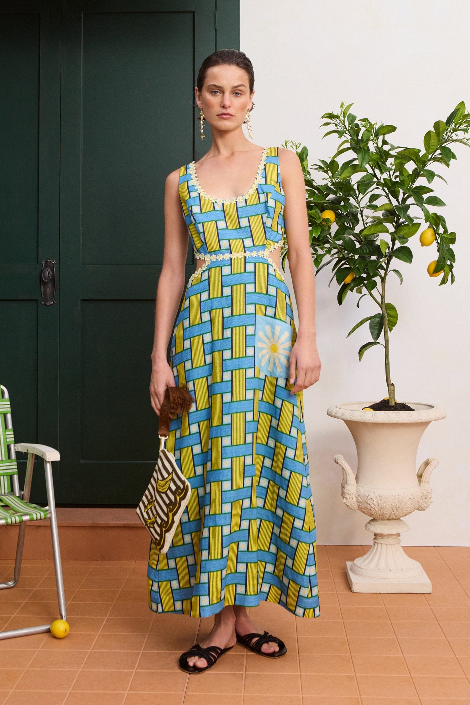 Alemäis Sunlounge Robe midi lin découpes taille