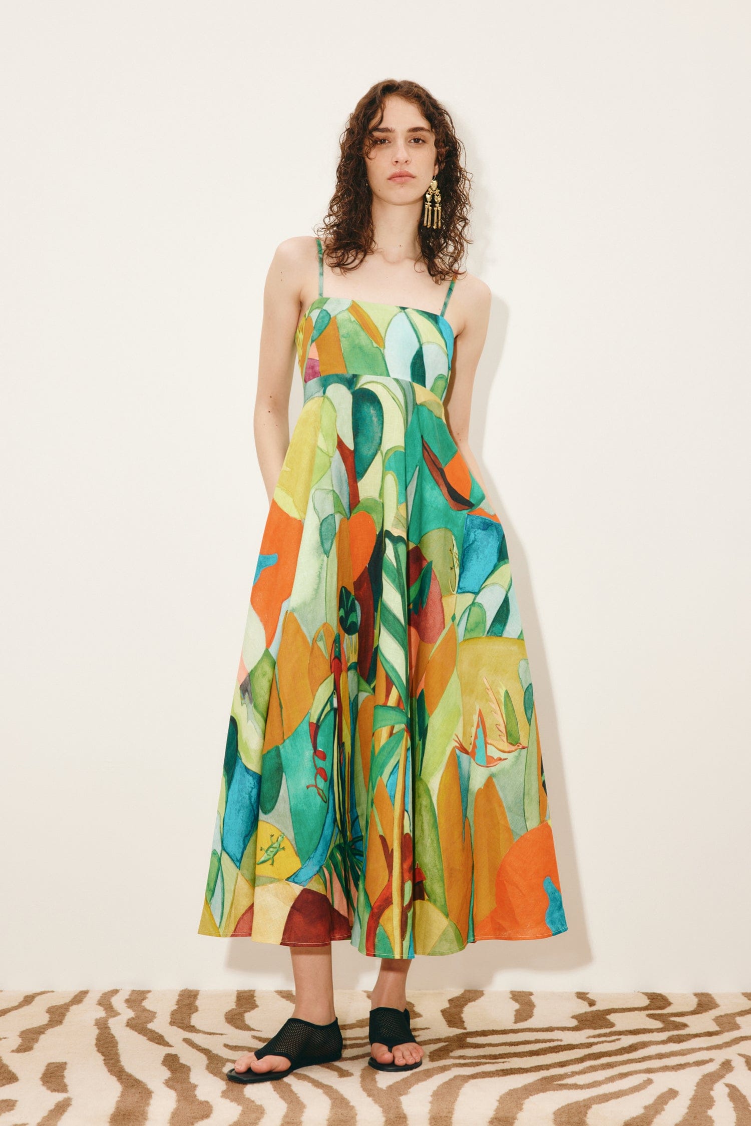 Alemaïs Mokshini robe midi lin jungle